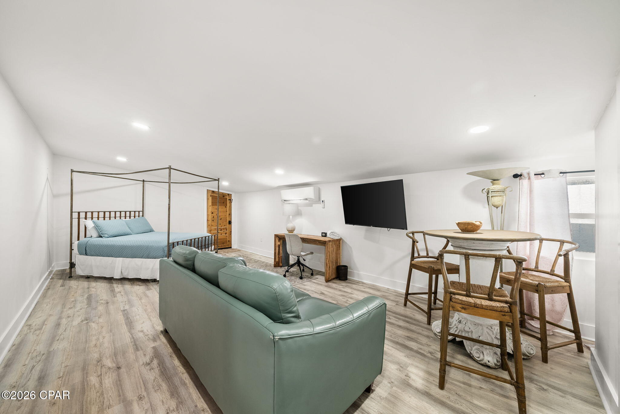 Cresent Bch Unit 1 - Residential