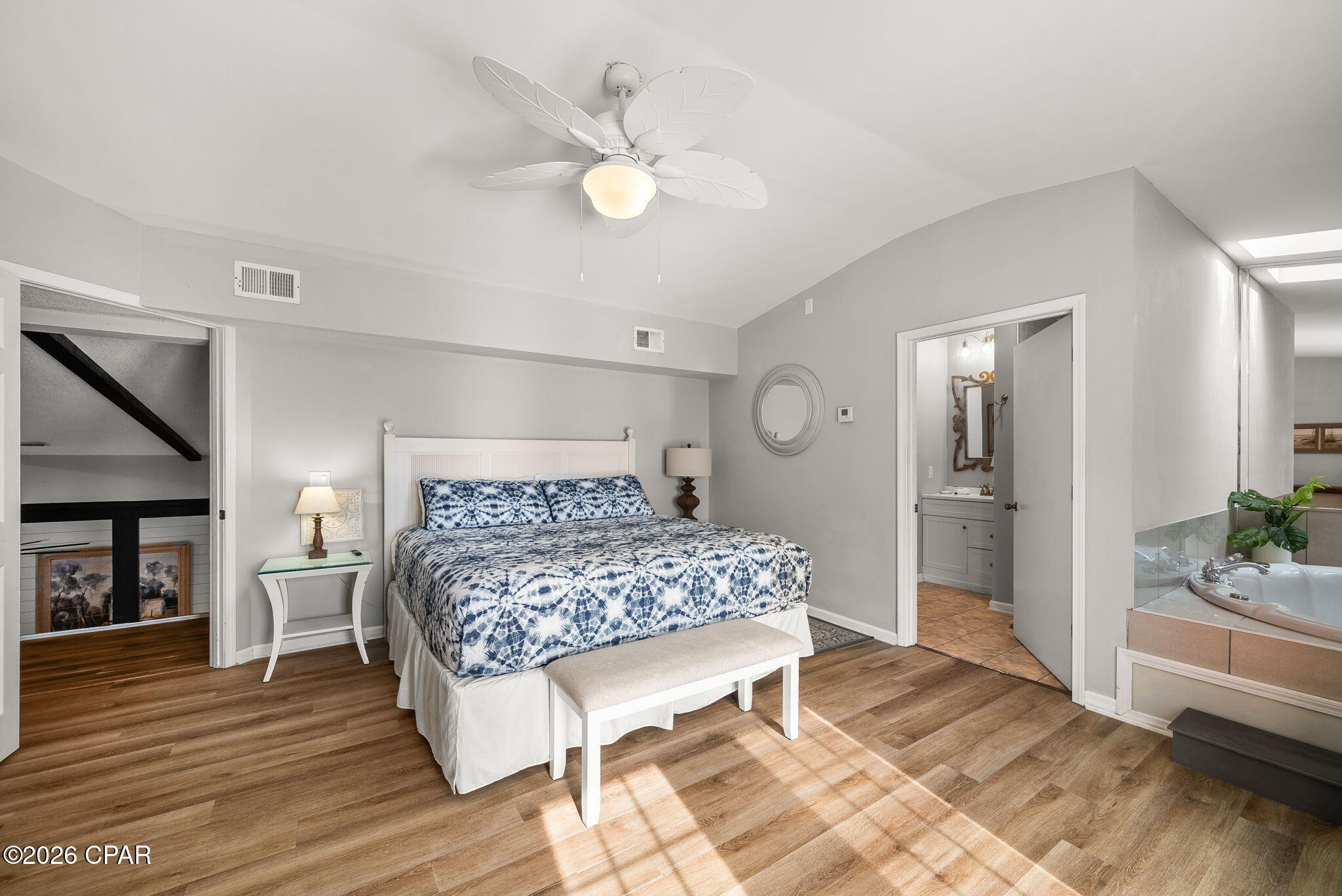 Cresent Bch Unit 1 - Residential