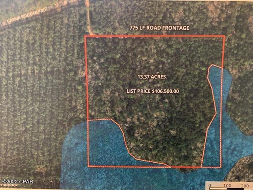 Wooded property located near Dead Lakes in Wewahitchka. Bring your boat and fish Dead Lakes, Chipola River & Apalachicola River. Secluded and quiet living.