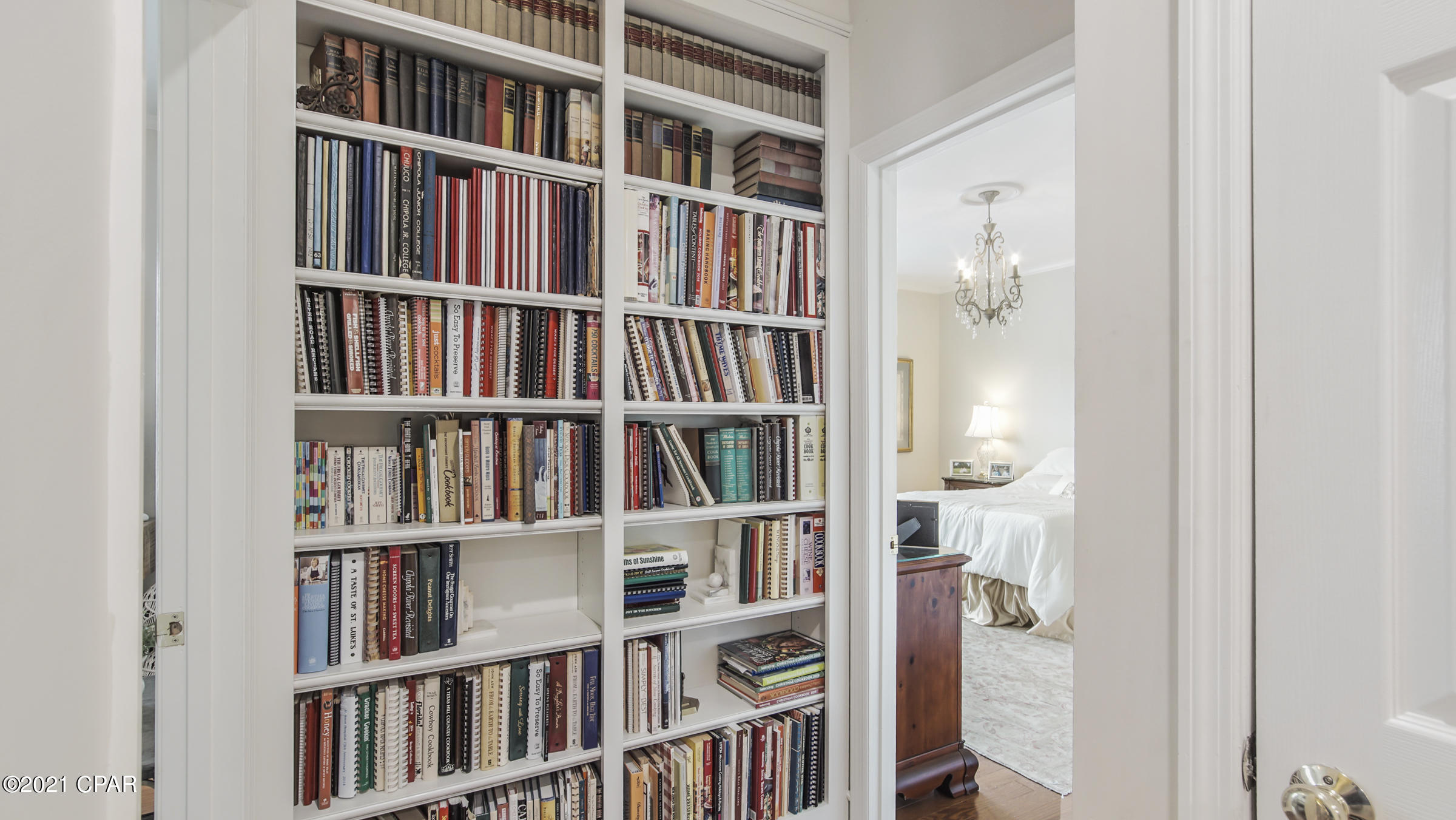 North Oaks - Residential