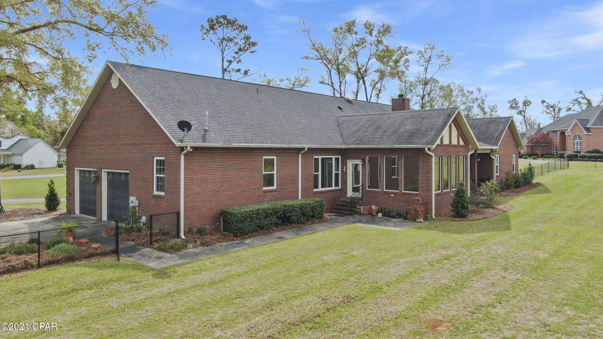 North Oaks - Residential