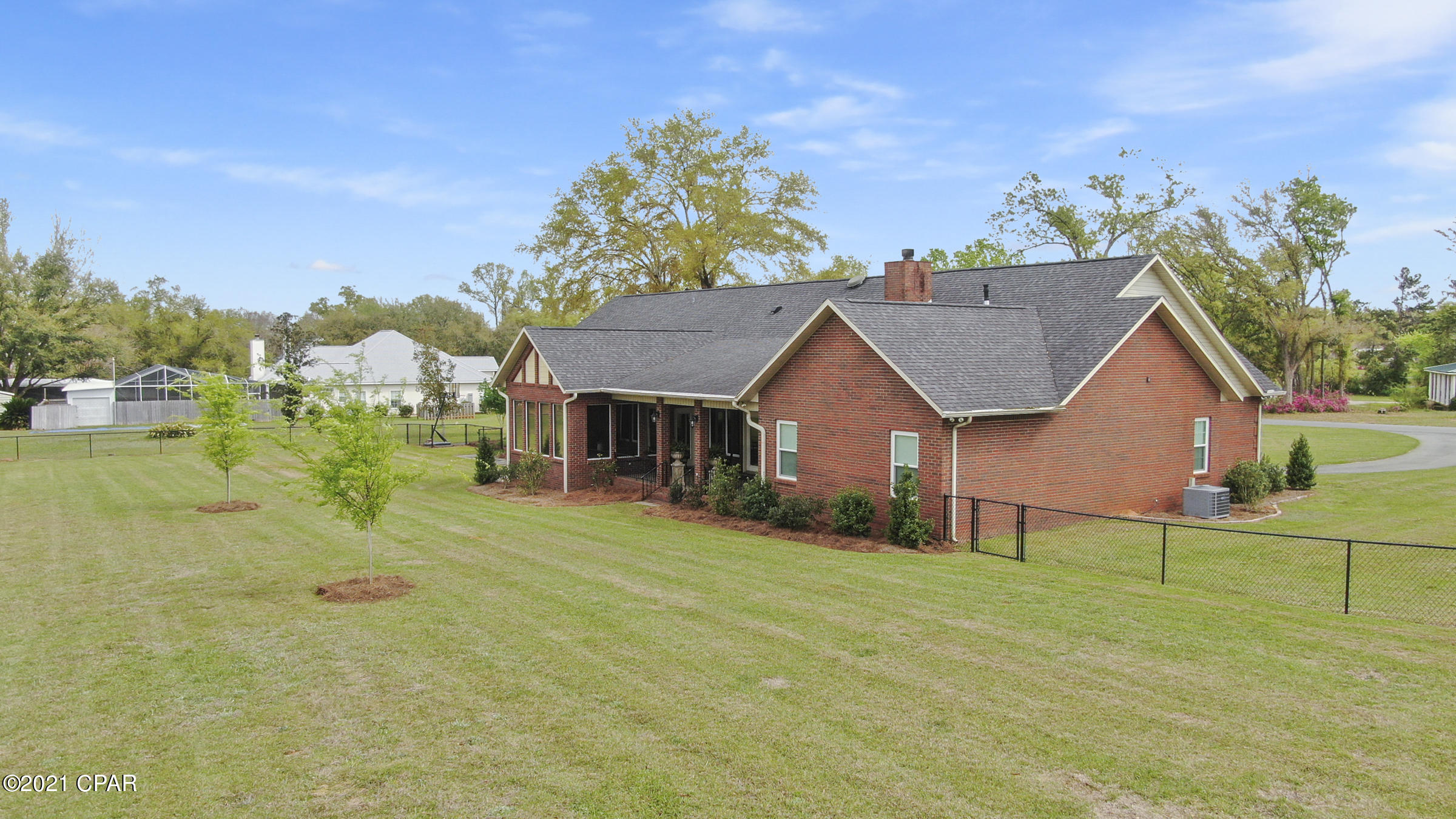 North Oaks - Residential