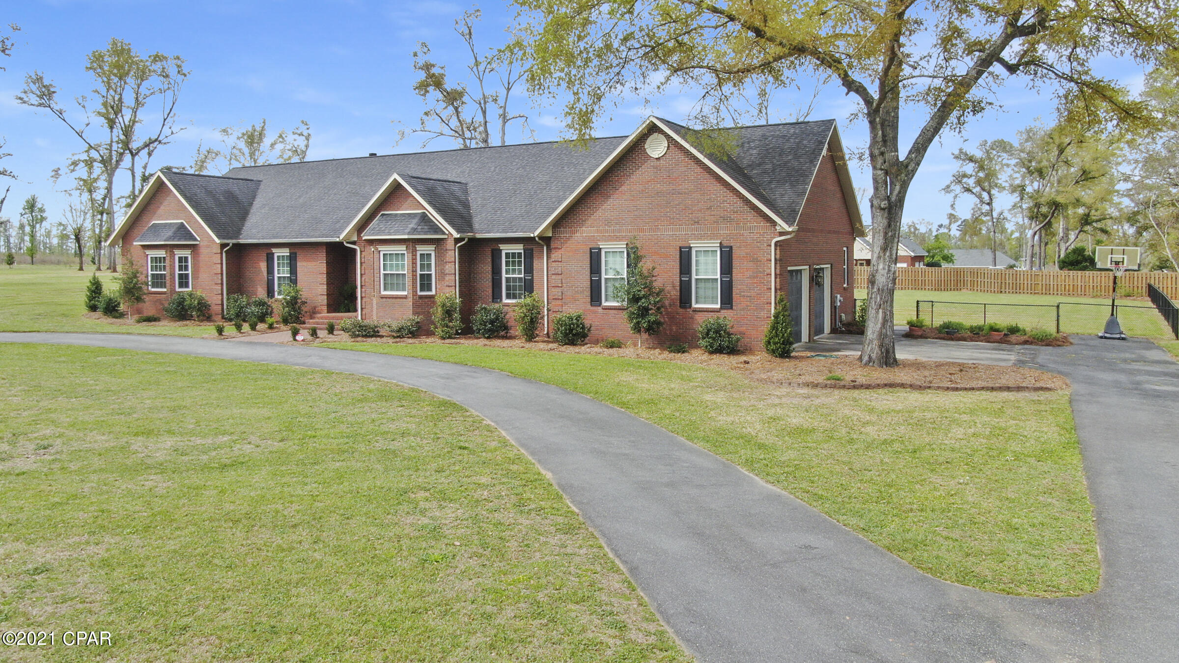 North Oaks - Residential