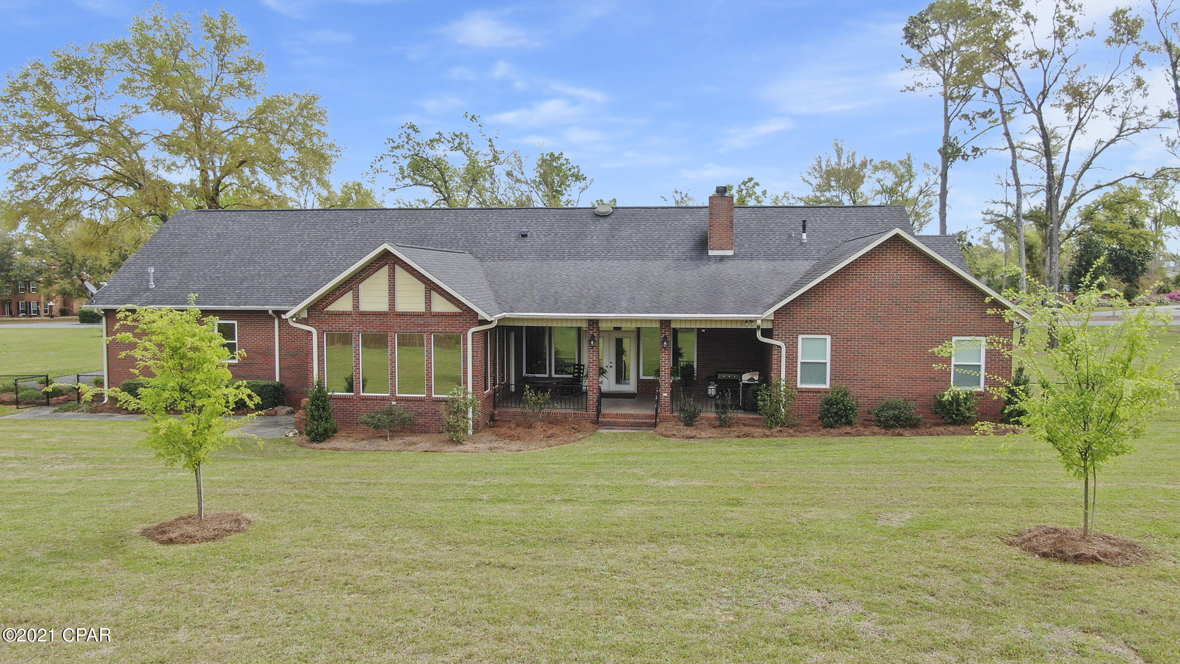 North Oaks - Residential