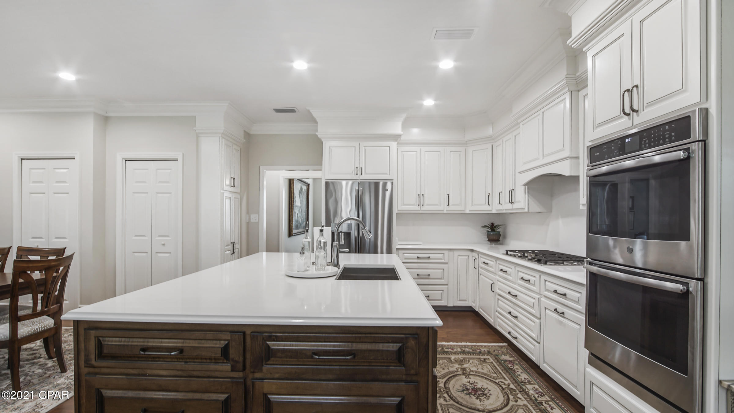 North Oaks - Residential