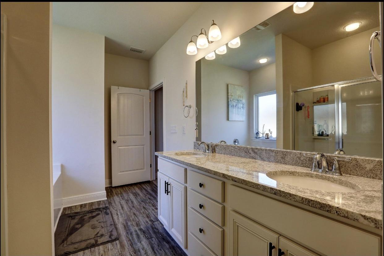 Fanning Bayou - Residential