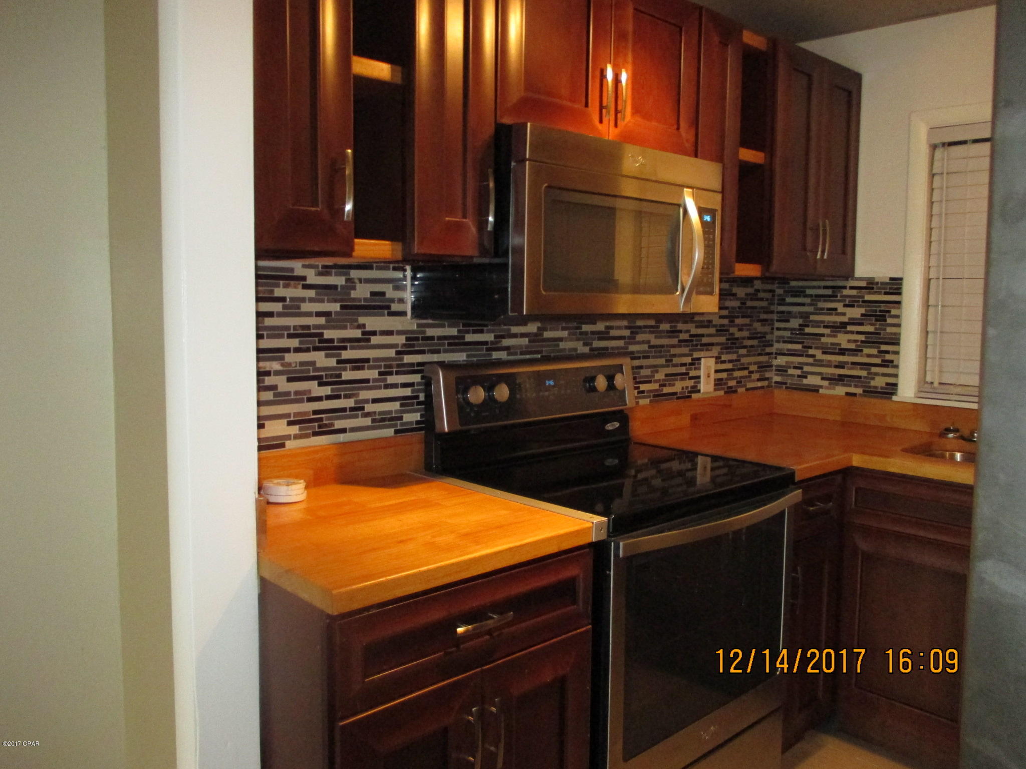 Bay Club Condo Ph 1 - Residential Lease