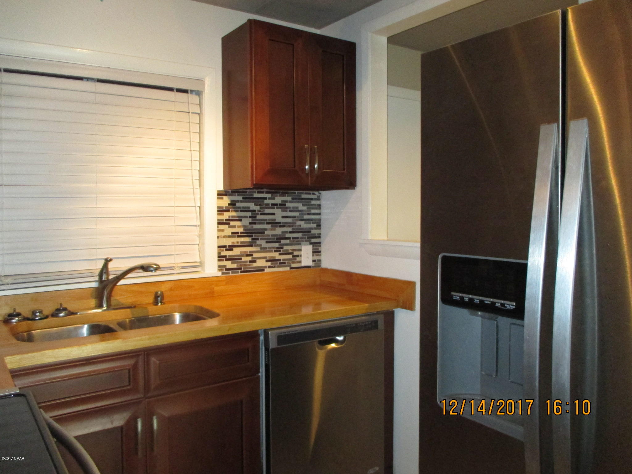 Bay Club Condo Ph 1 - Residential Lease