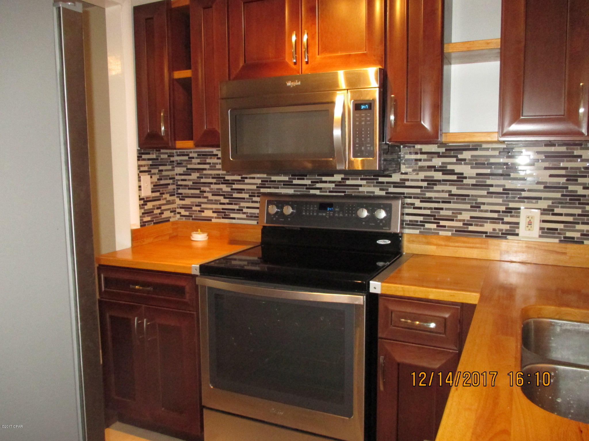 Bay Club Condo Ph 1 - Residential Lease