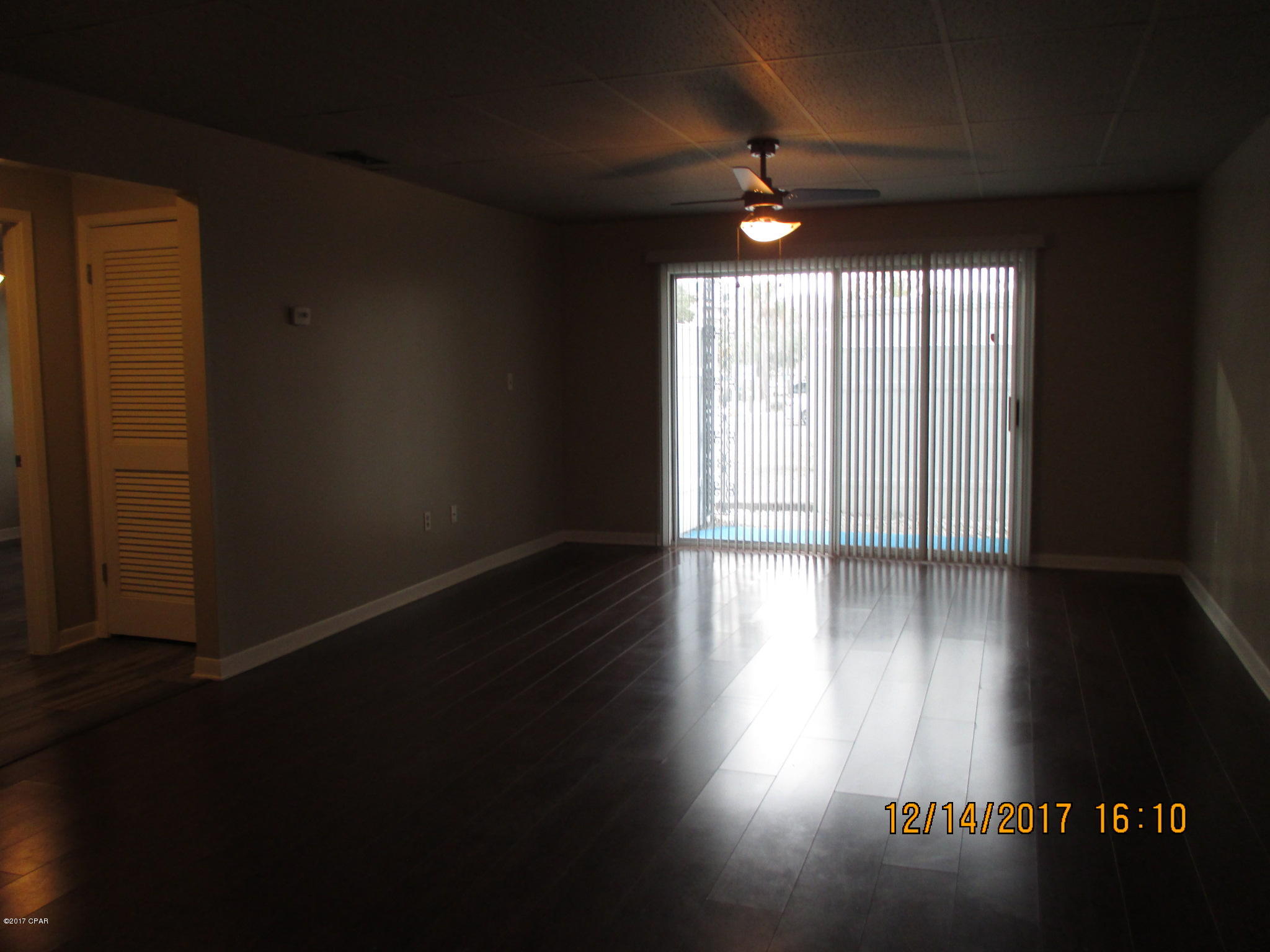 Bay Club Condo Ph 1 - Residential Lease