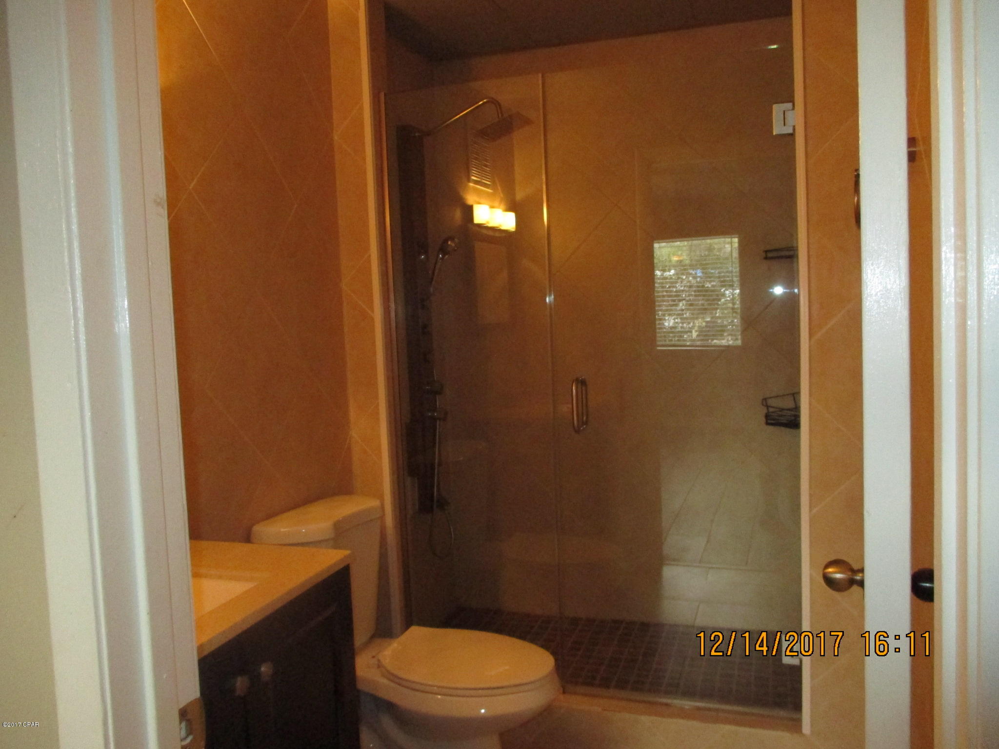 Bay Club Condo Ph 1 - Residential Lease