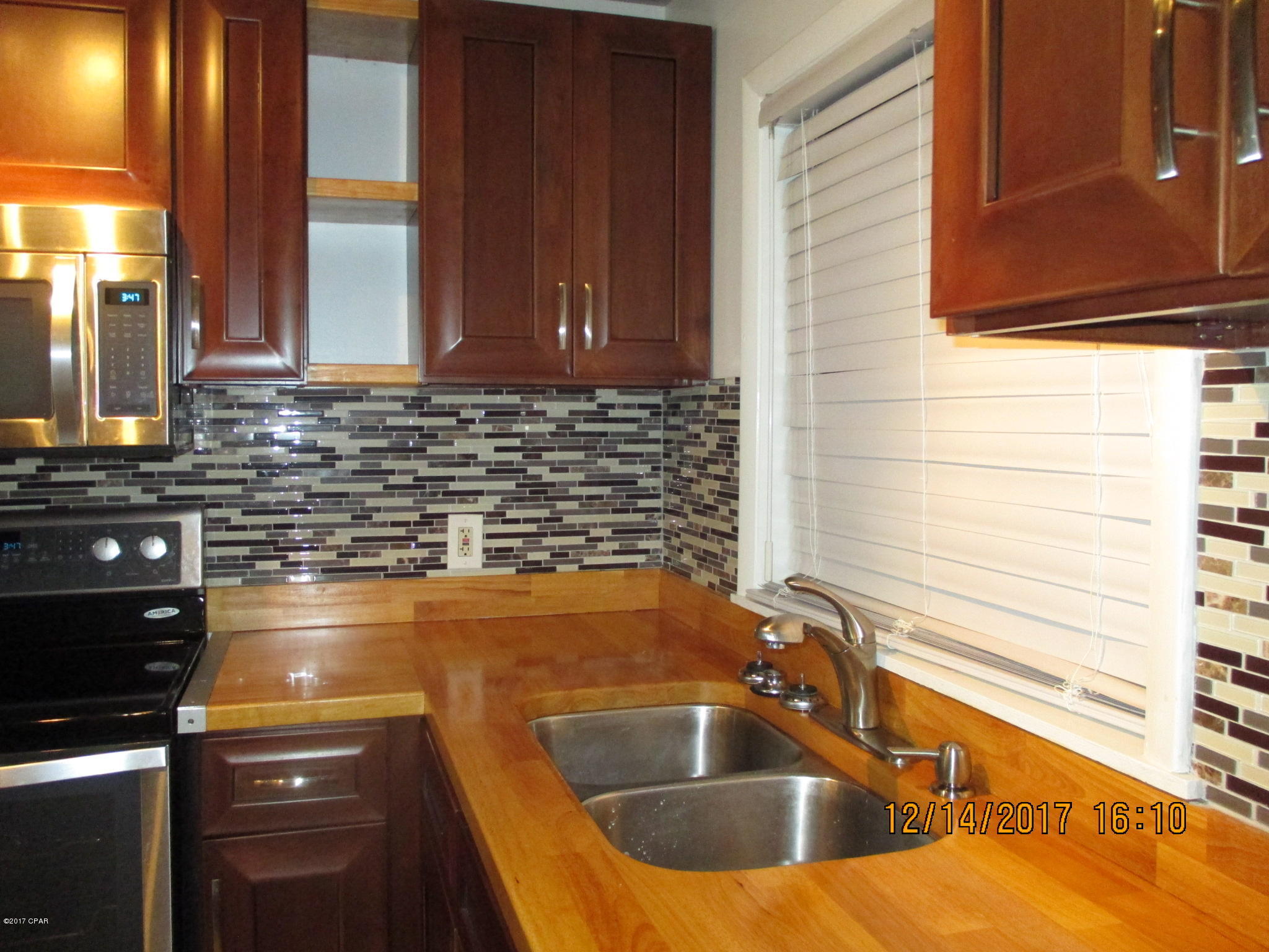 Bay Club Condo Ph 1 - Residential Lease