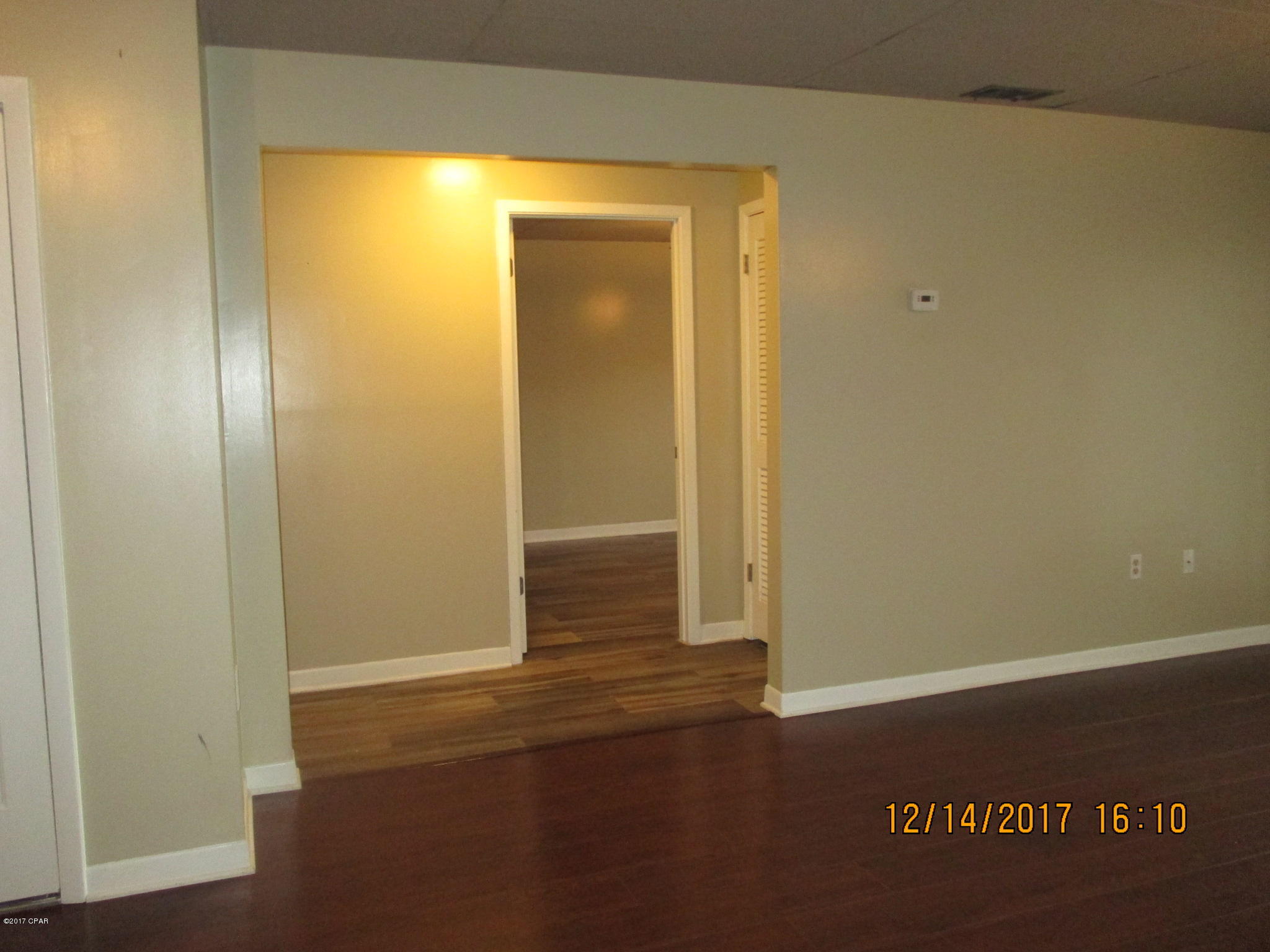 Bay Club Condo Ph 1 - Residential Lease