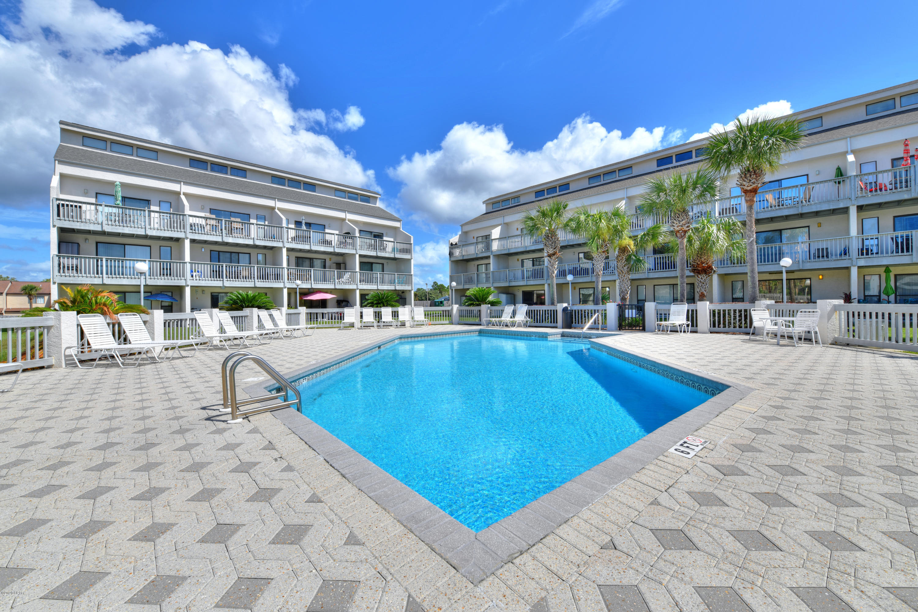 Endless Summer I - Residential