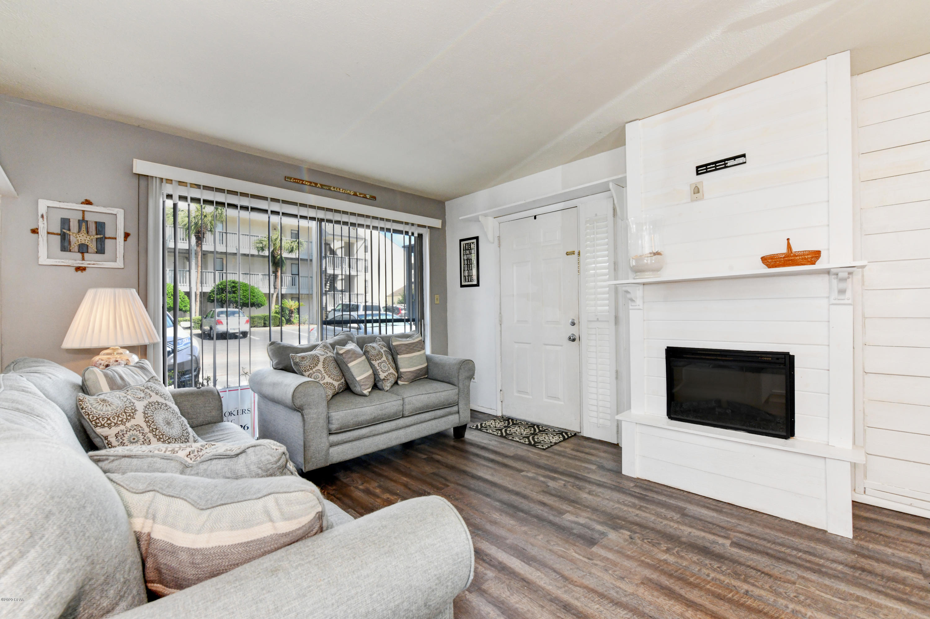 Endless Summer I - Residential