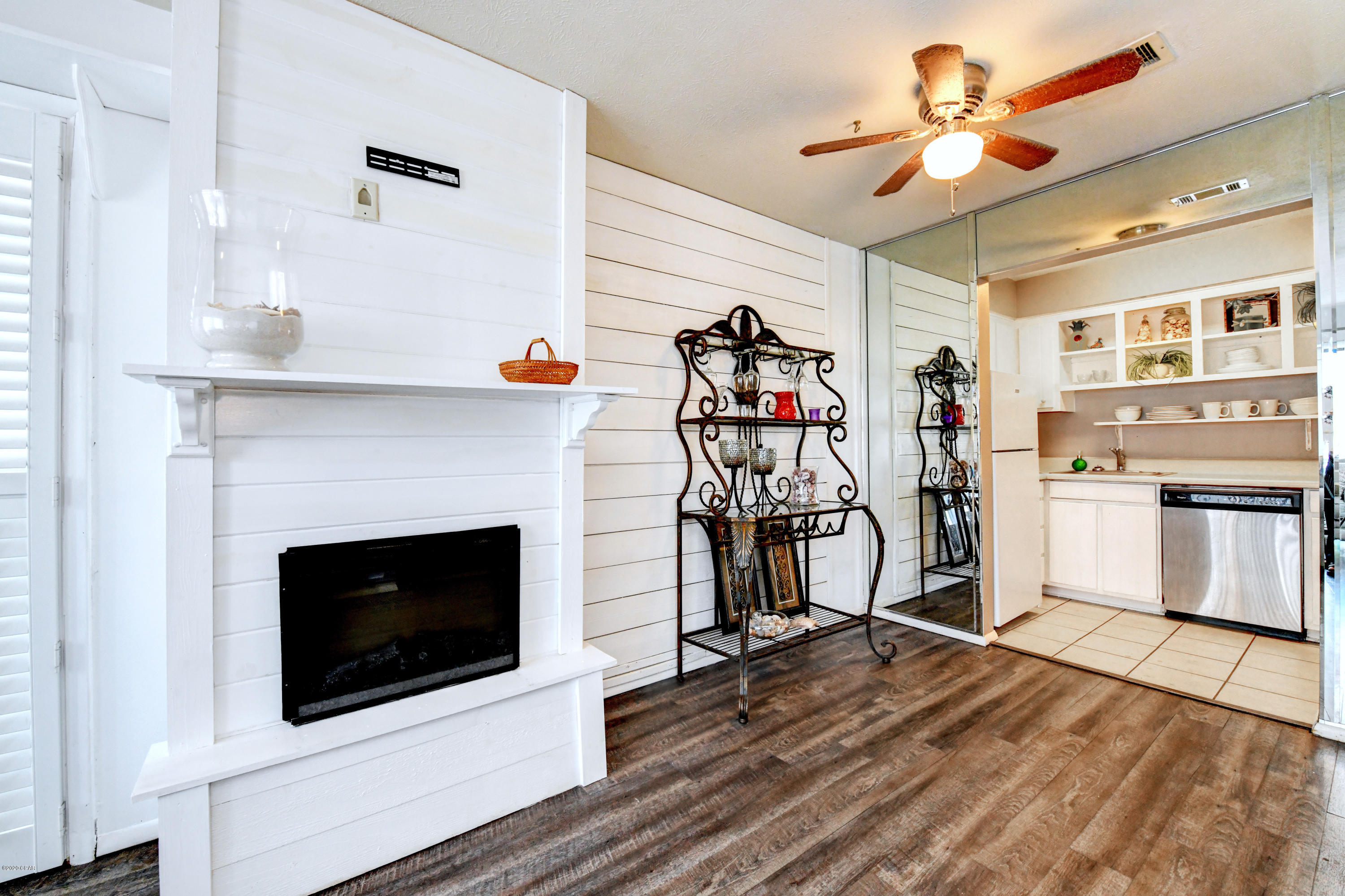 Endless Summer I - Residential