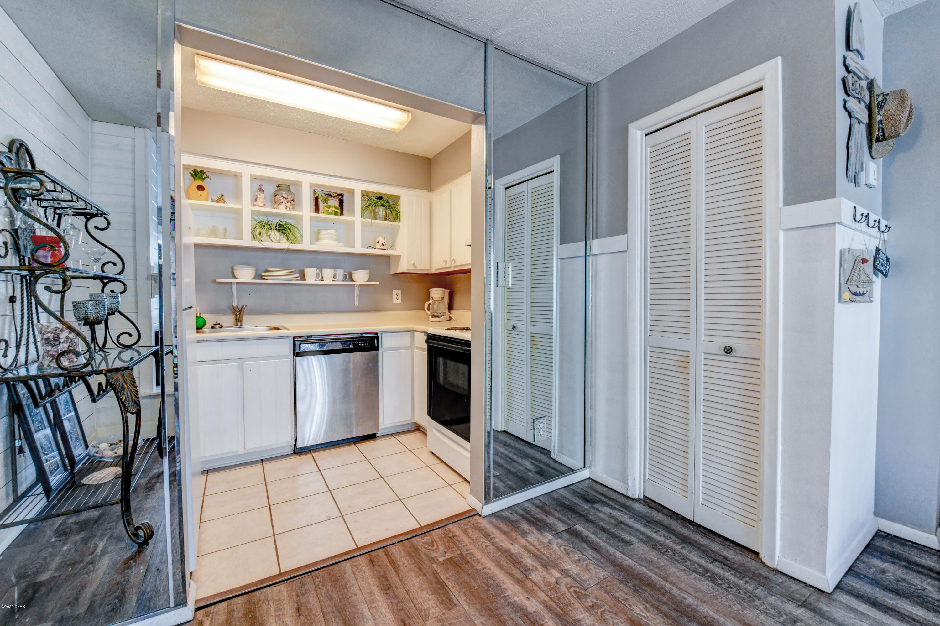 Endless Summer I - Residential