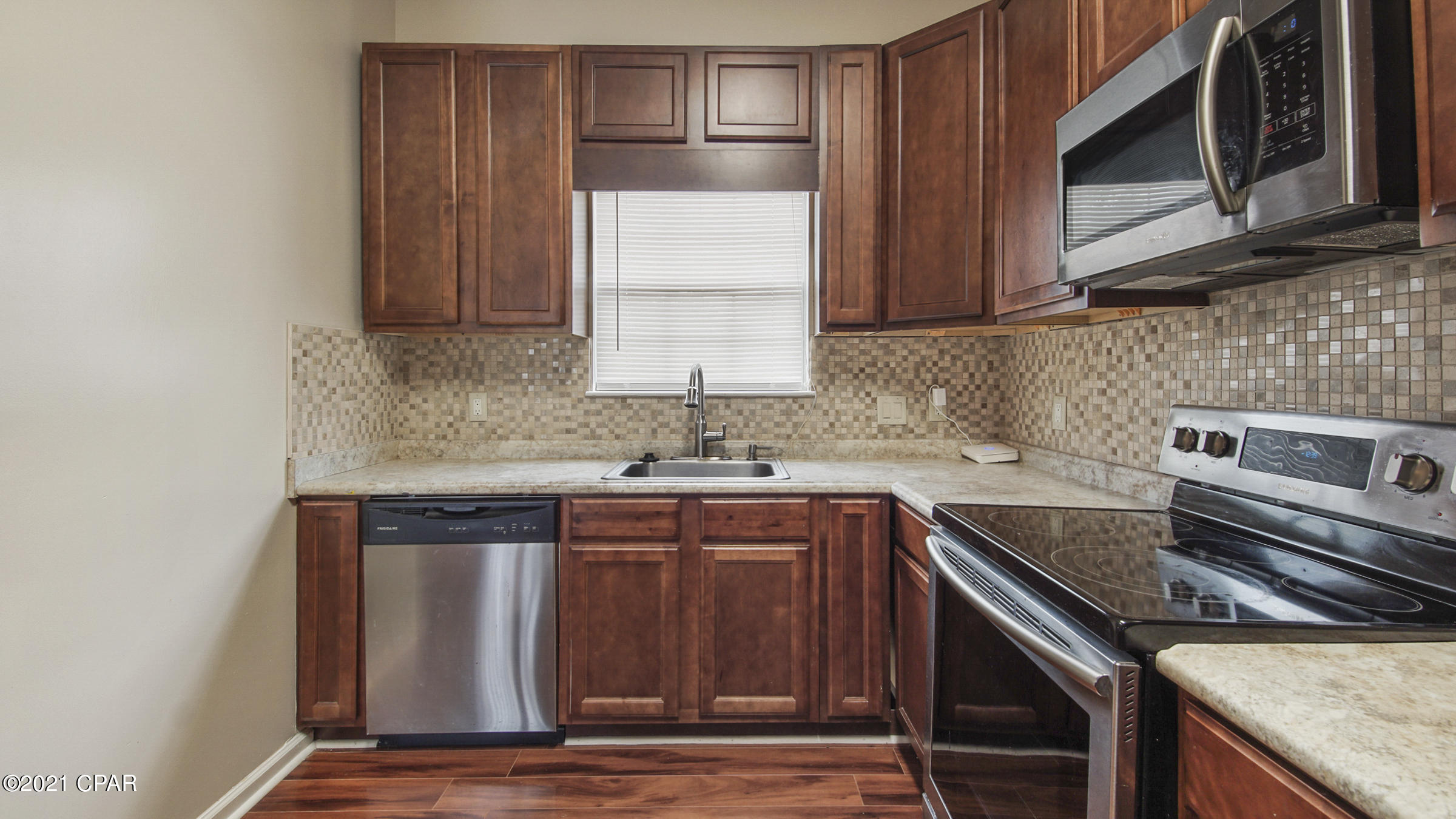 Shadow Bay Unit 5 - Residential