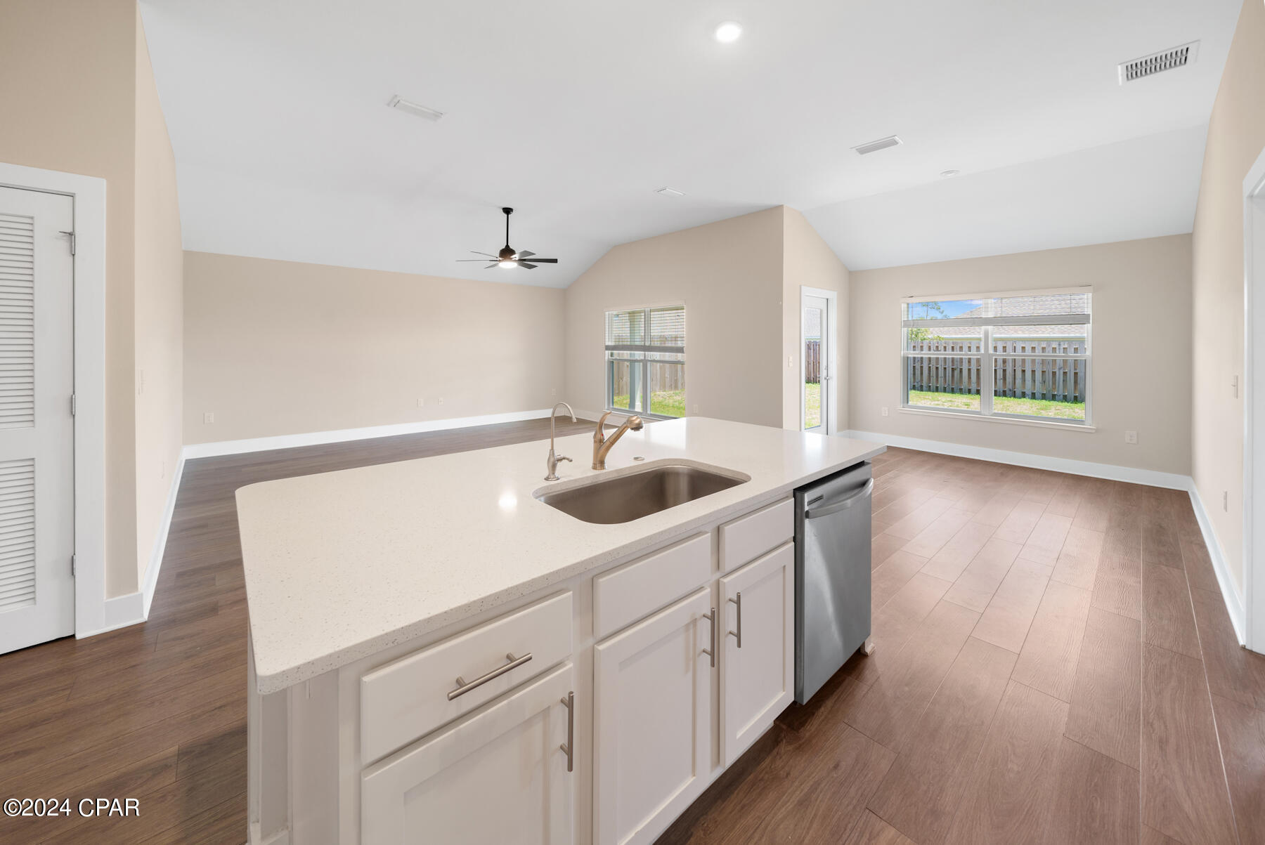 [No Recorded Subdiv] - Residential Lease