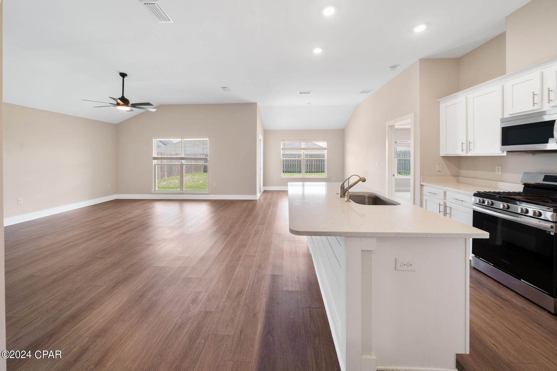 [No Recorded Subdiv] - Residential Lease