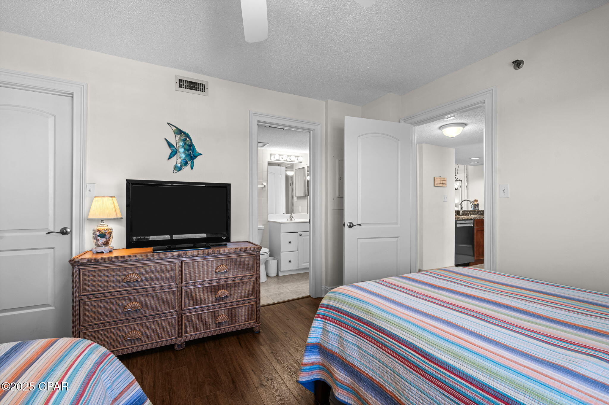 The Commodore - Residential