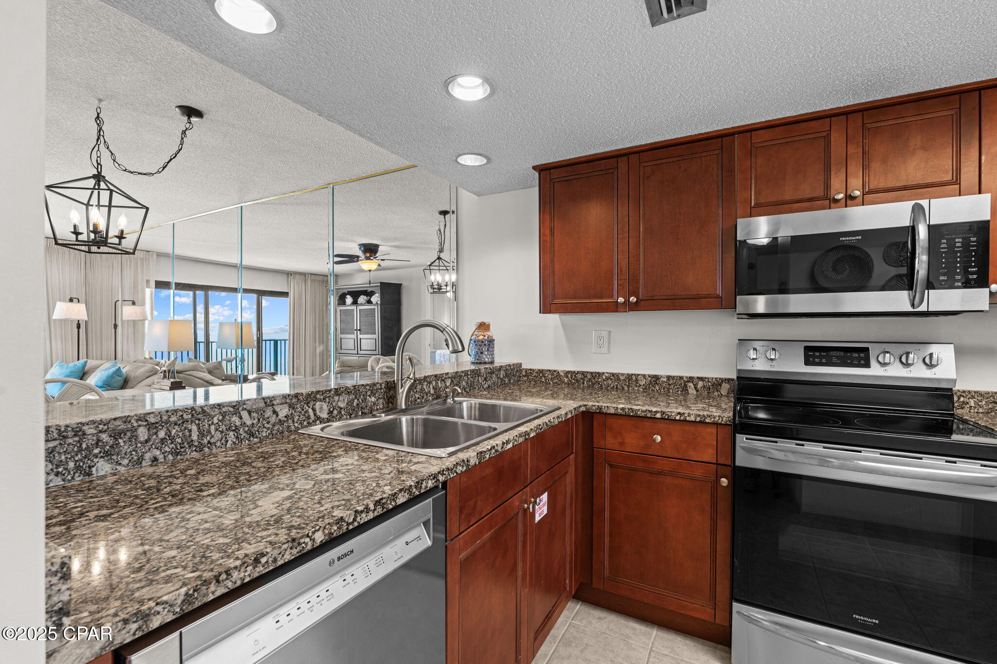 The Commodore - Residential