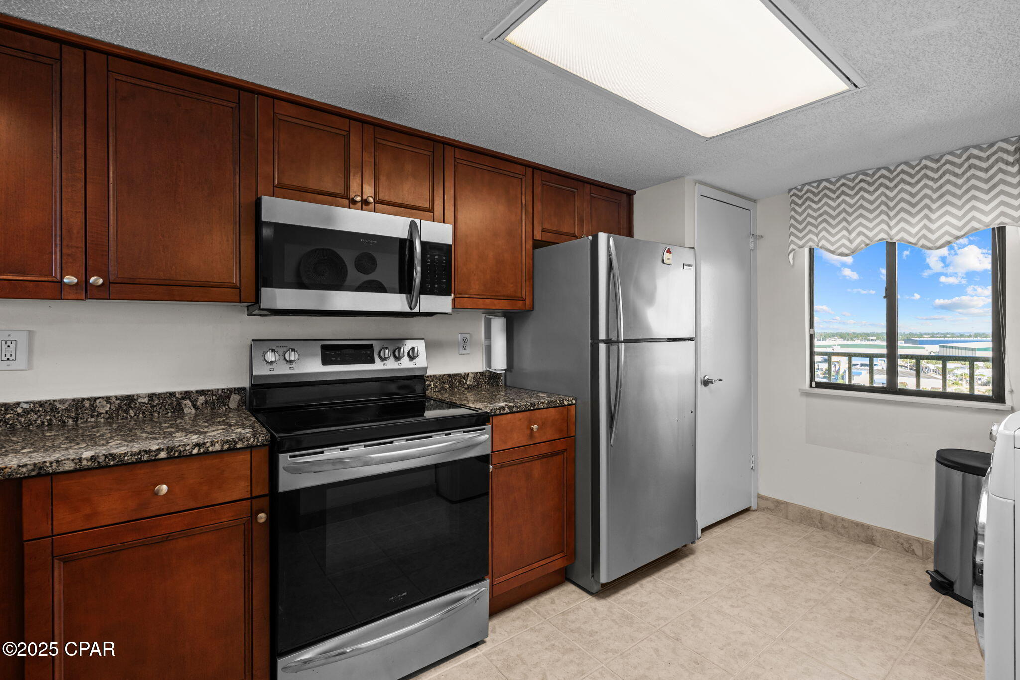 The Commodore - Residential