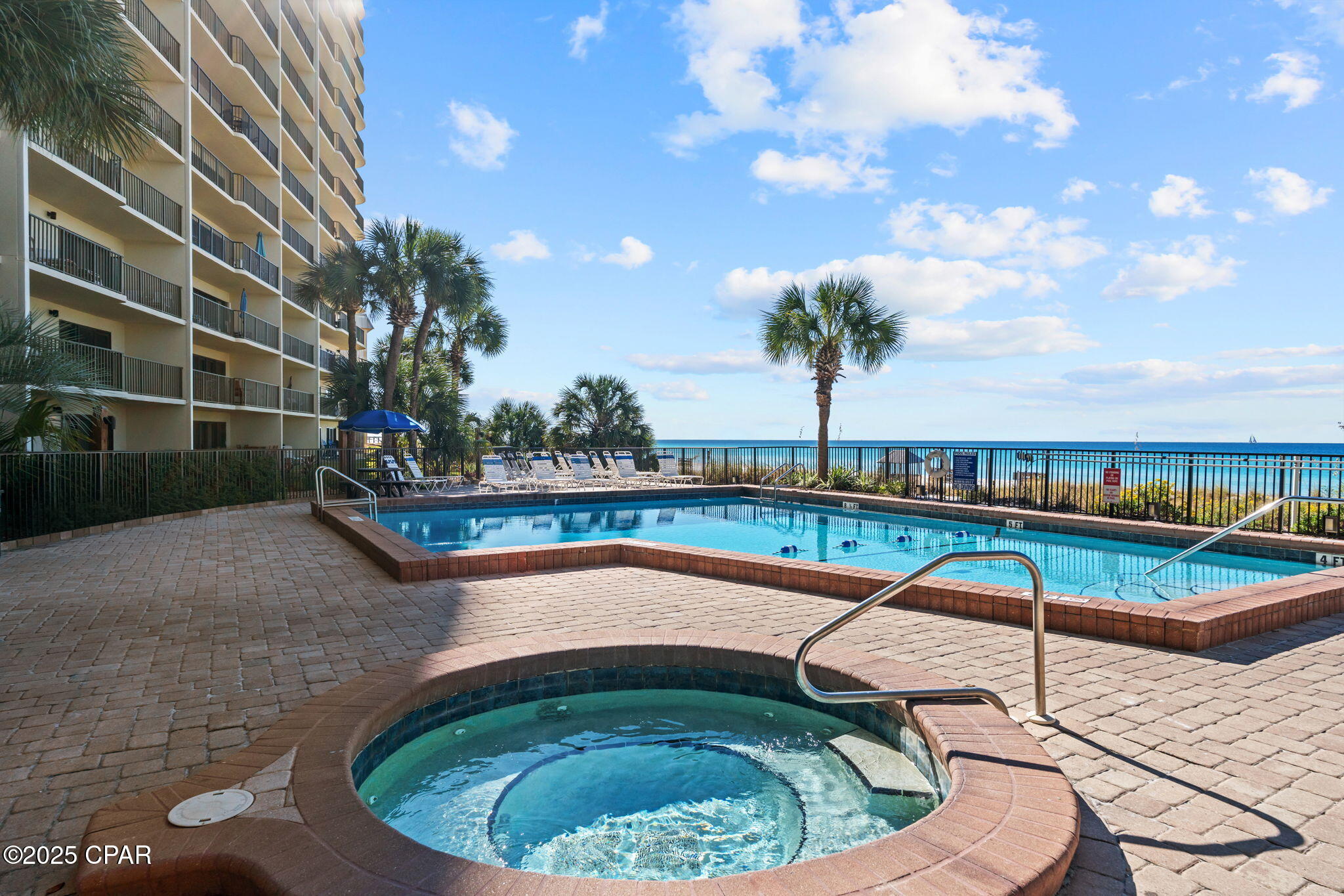 The Commodore - Residential