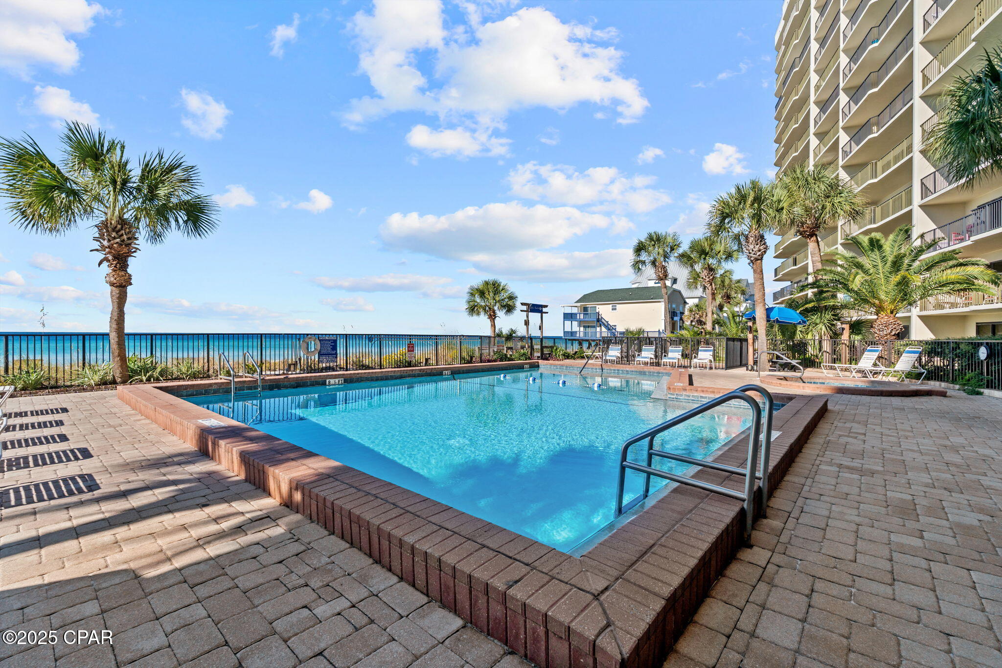 The Commodore - Residential