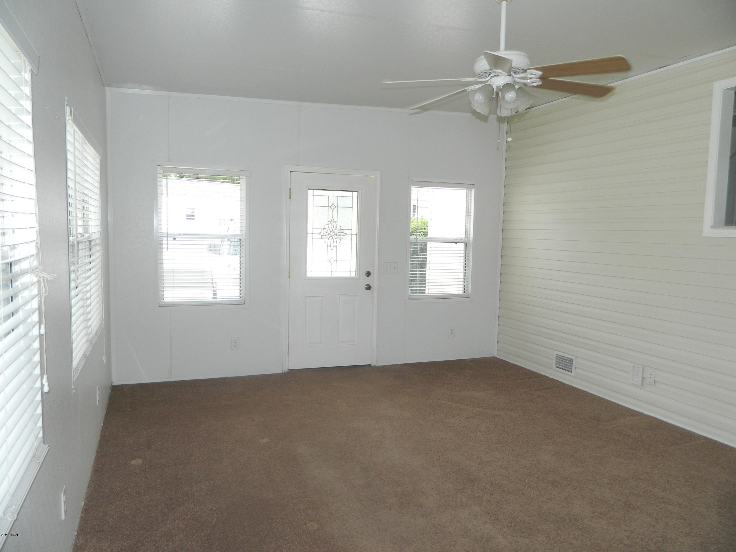 Emerald Pointe Resort - Residential Lease