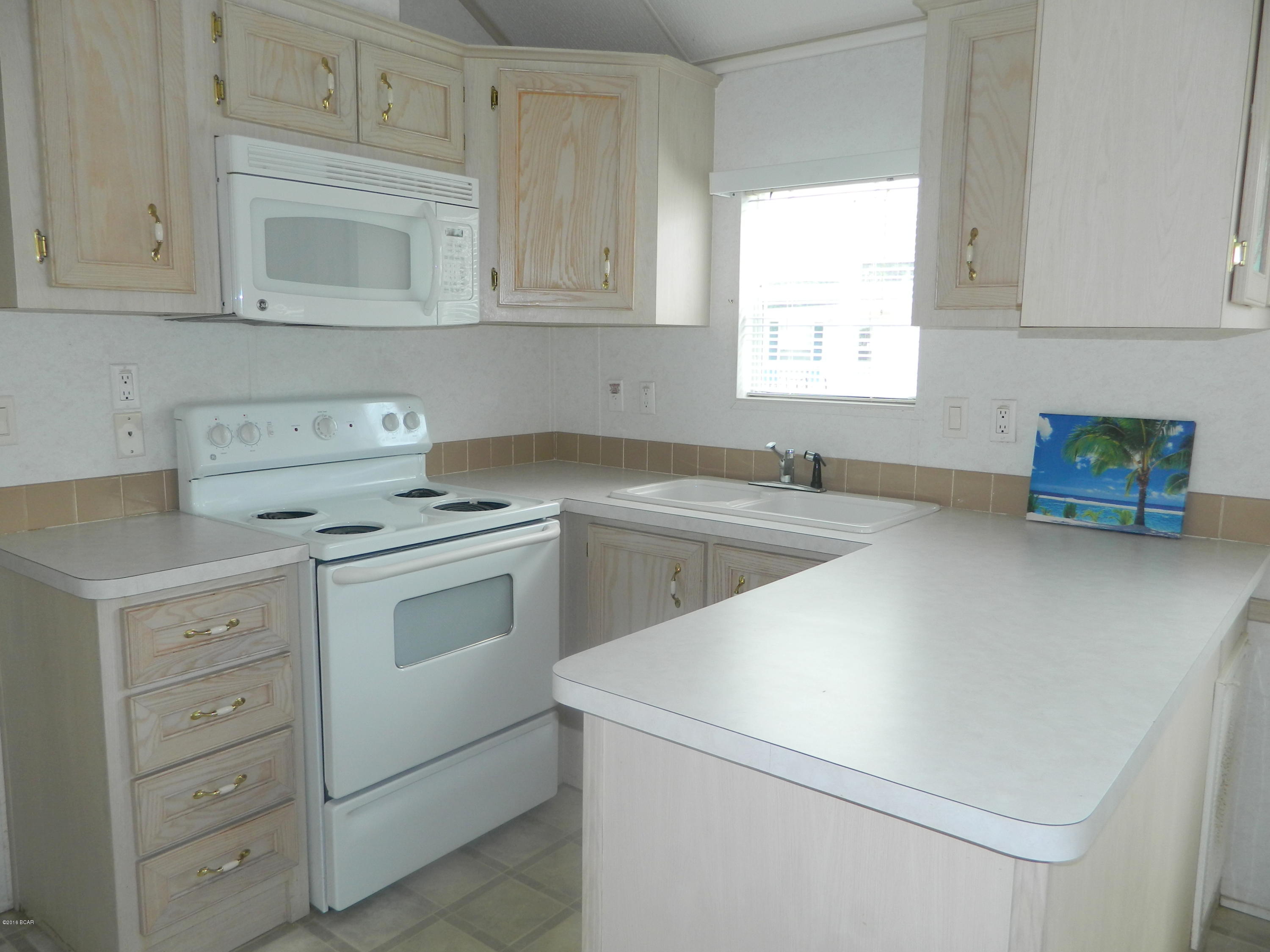 Emerald Pointe Resort - Residential Lease