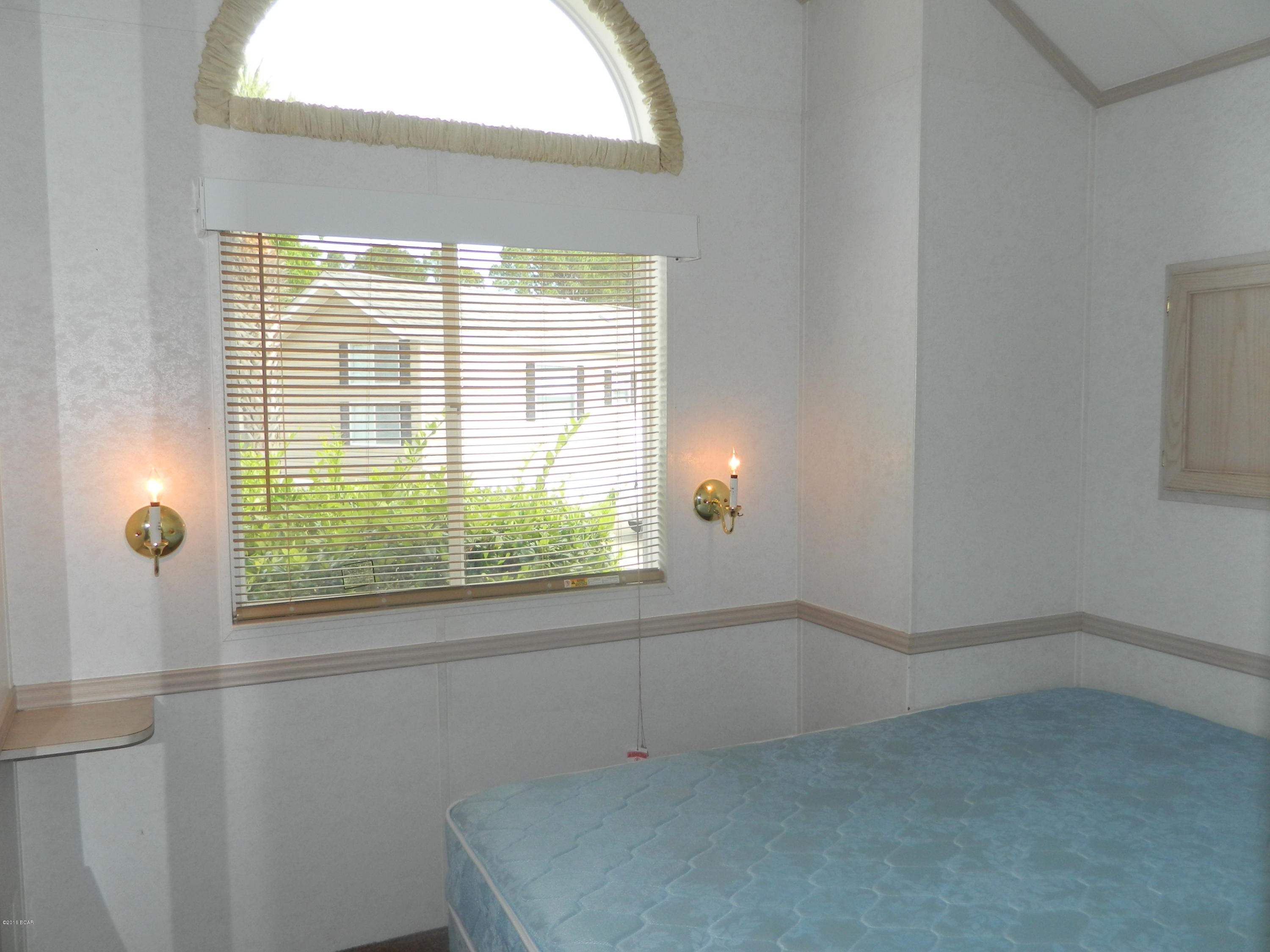 Emerald Pointe Resort - Residential Lease