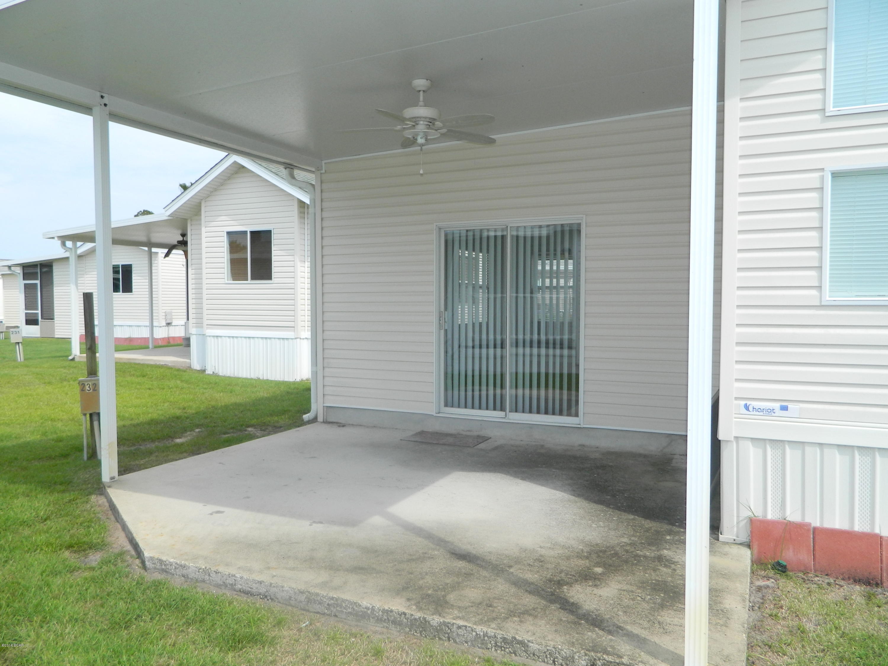 Emerald Pointe Resort - Residential Lease