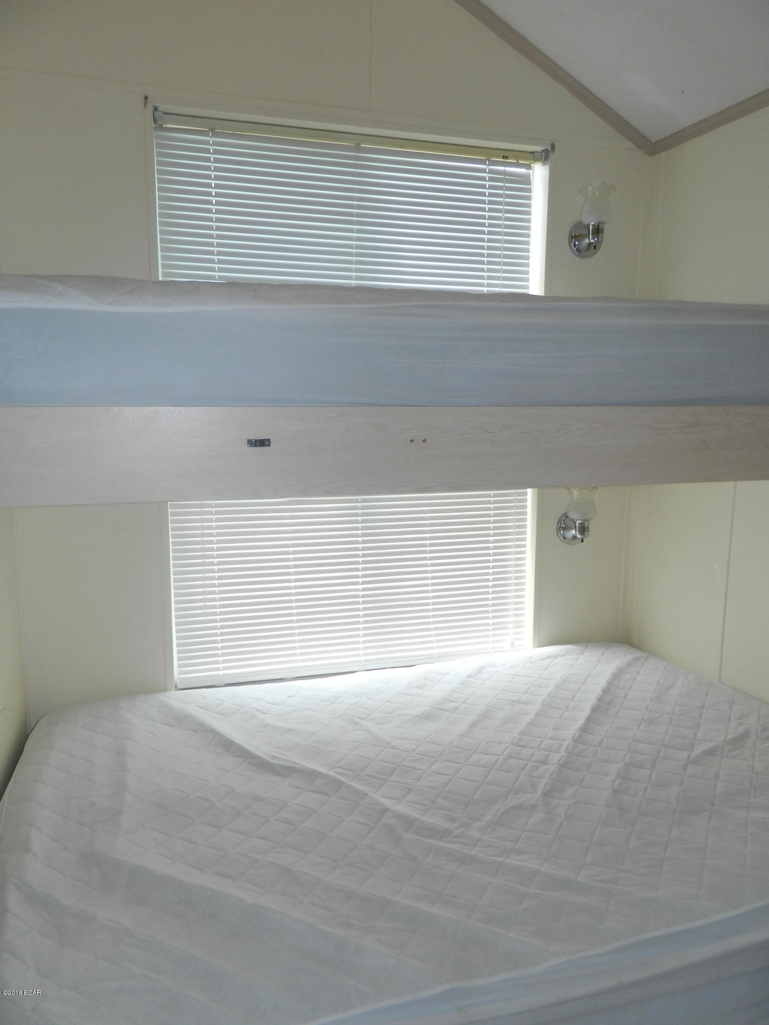 Emerald Pointe Resort - Residential Lease