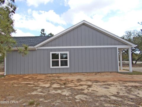 A home in Marianna