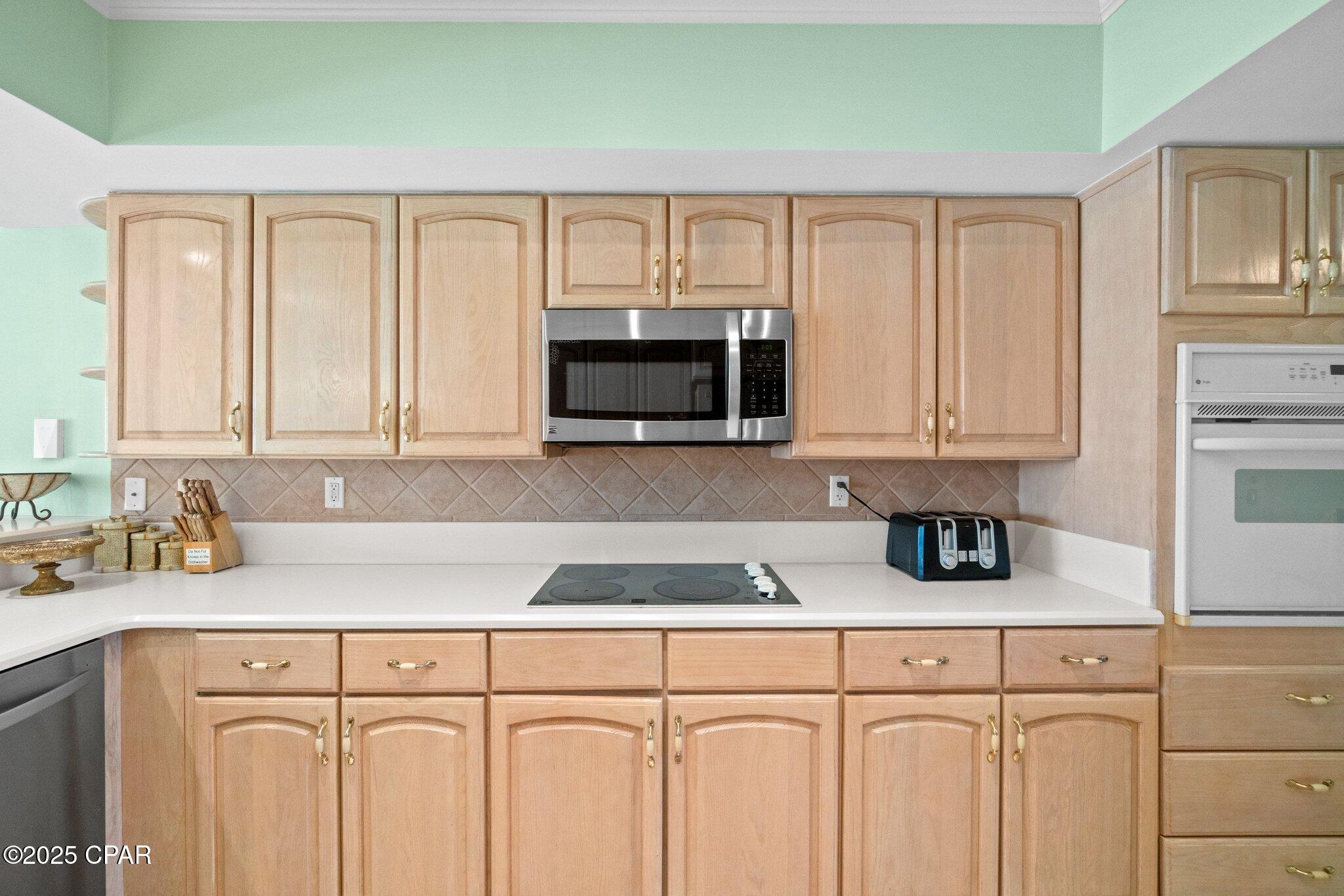 Coral Reef Condo - Residential