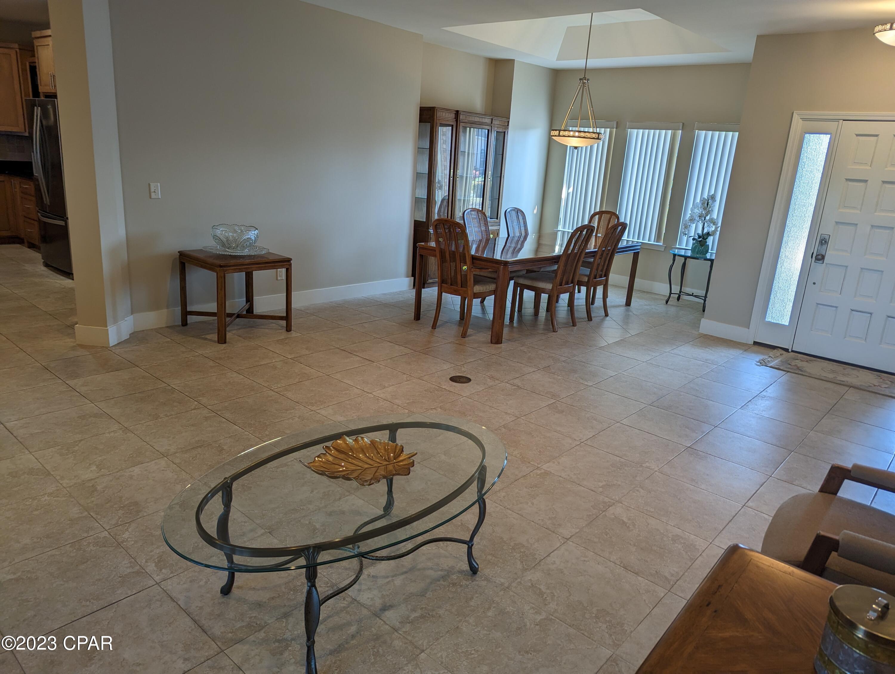 Country Club Harbour Estates - Residential Lease