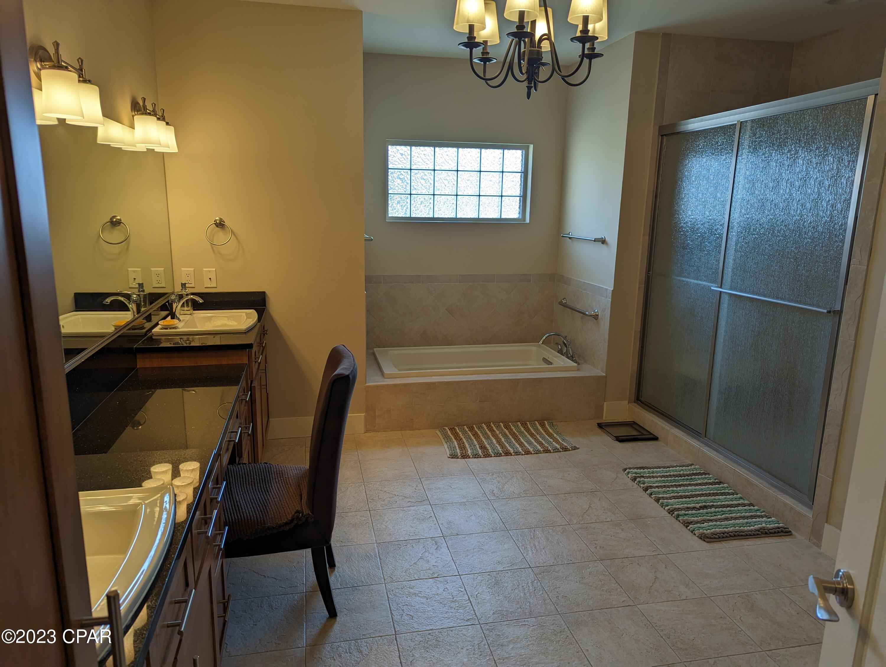 Country Club Harbour Estates - Residential Lease