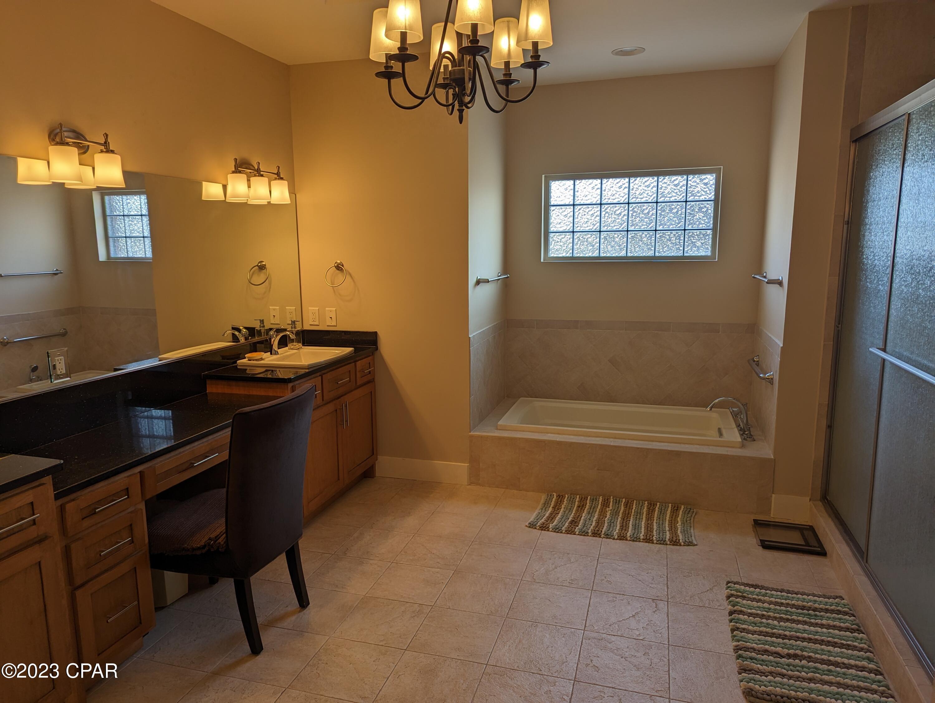 Country Club Harbour Estates - Residential Lease