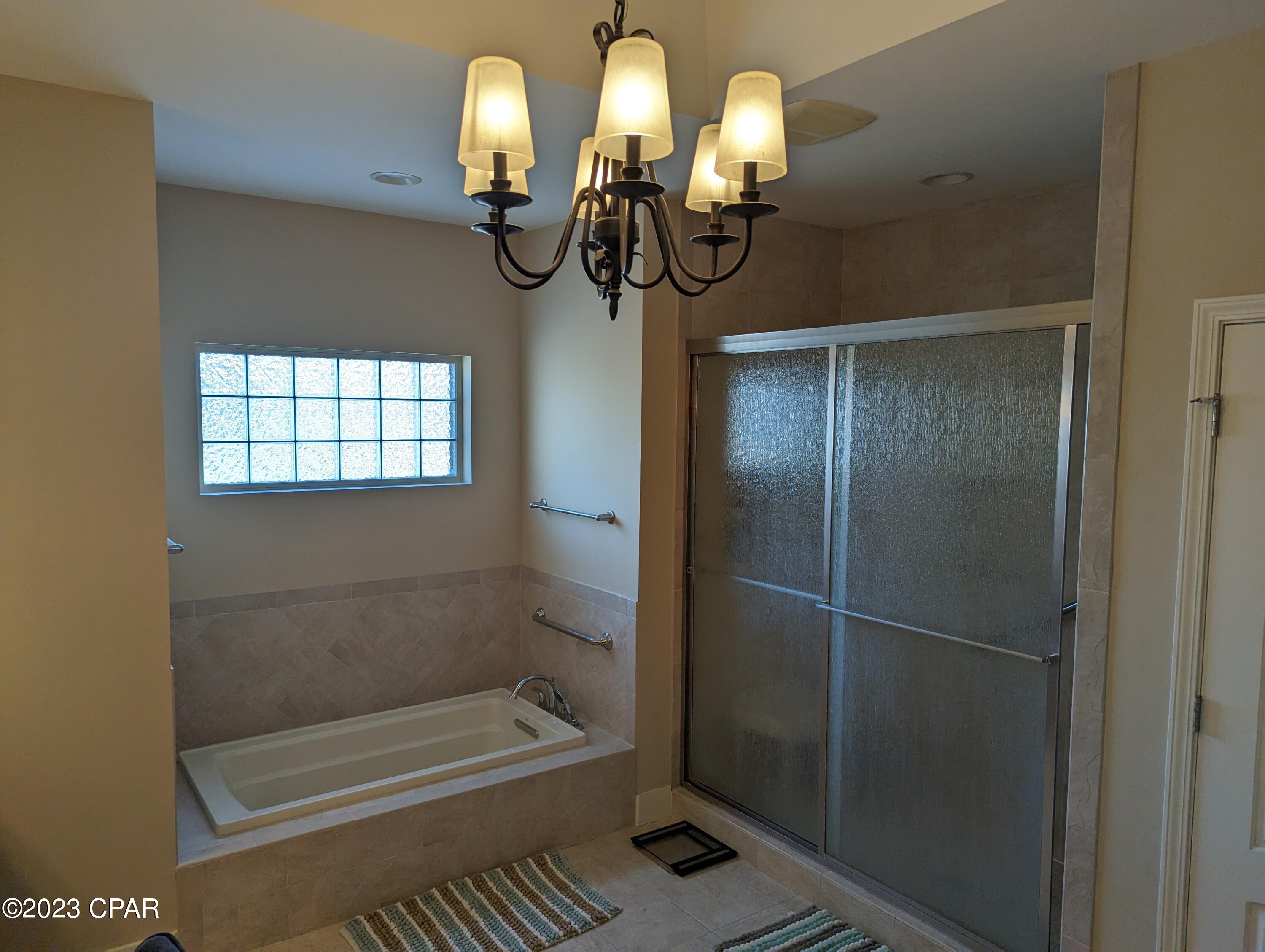 Country Club Harbour Estates - Residential Lease