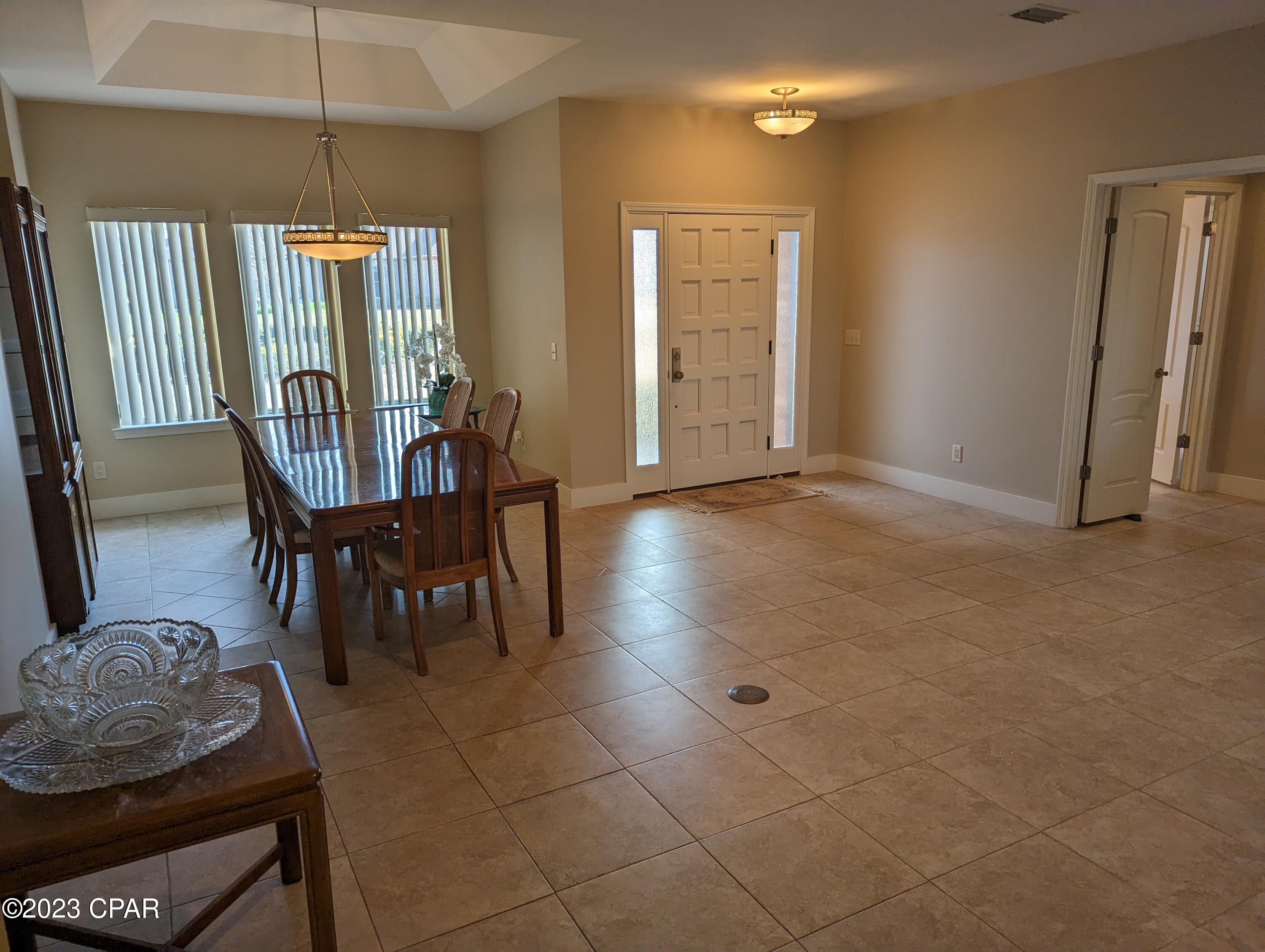 Country Club Harbour Estates - Residential Lease