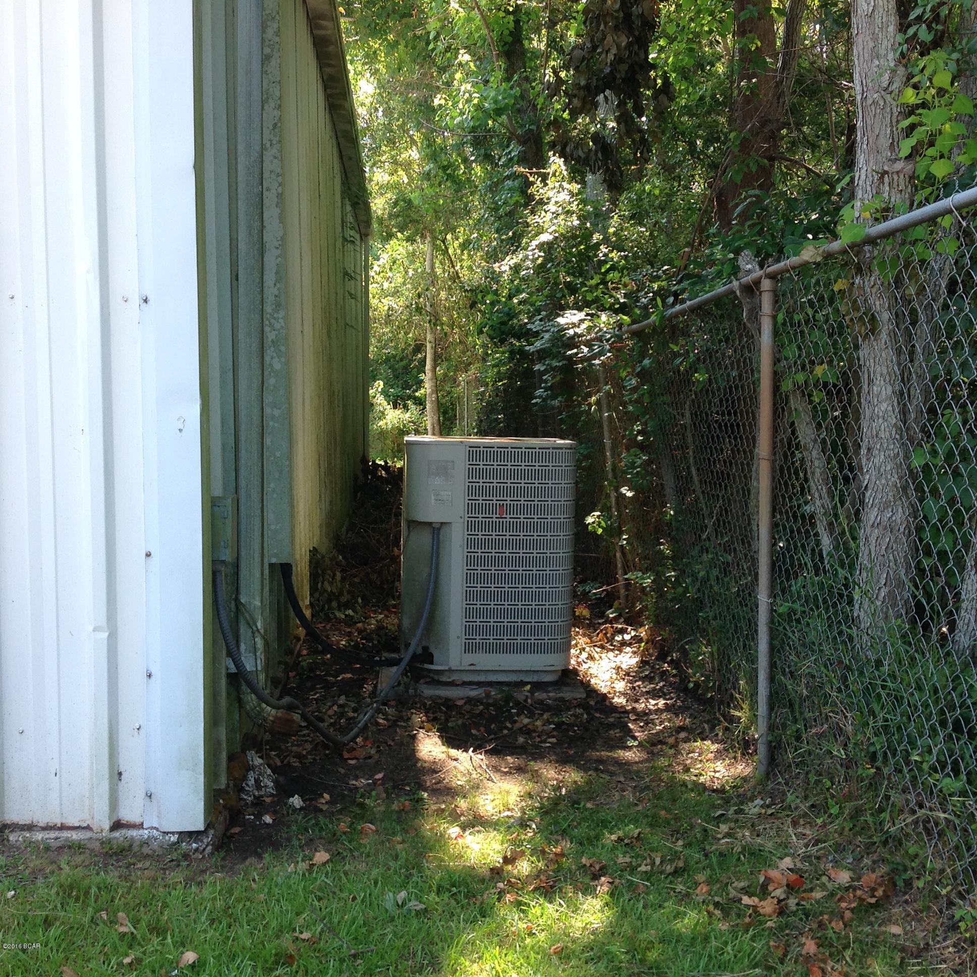 Pines 6th Add - Commercial Sale