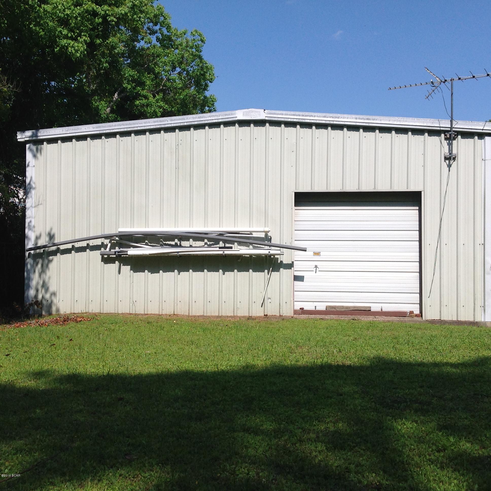 Pines 6th Add - Commercial Sale