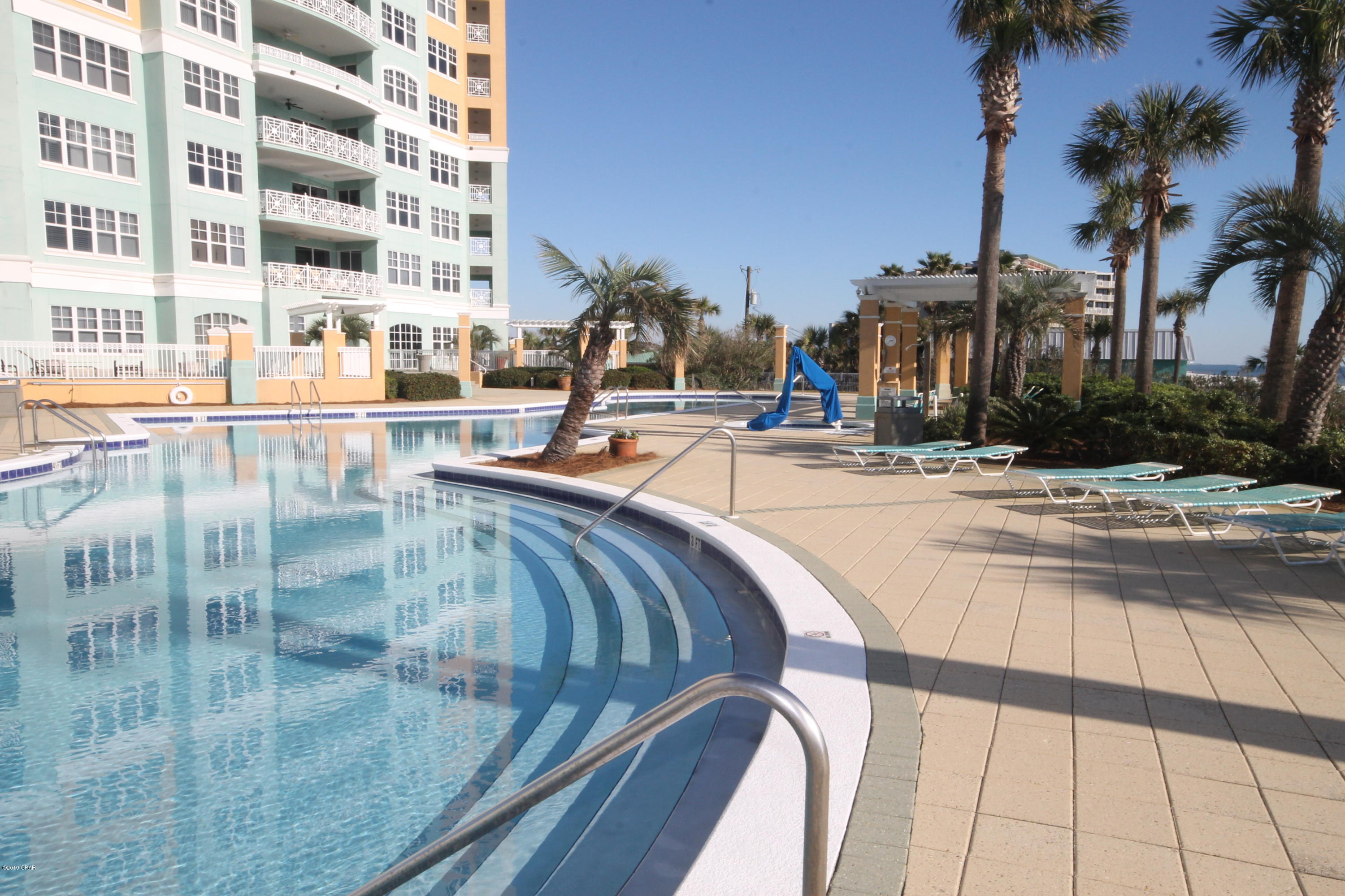 En Soleil Condo - Residential