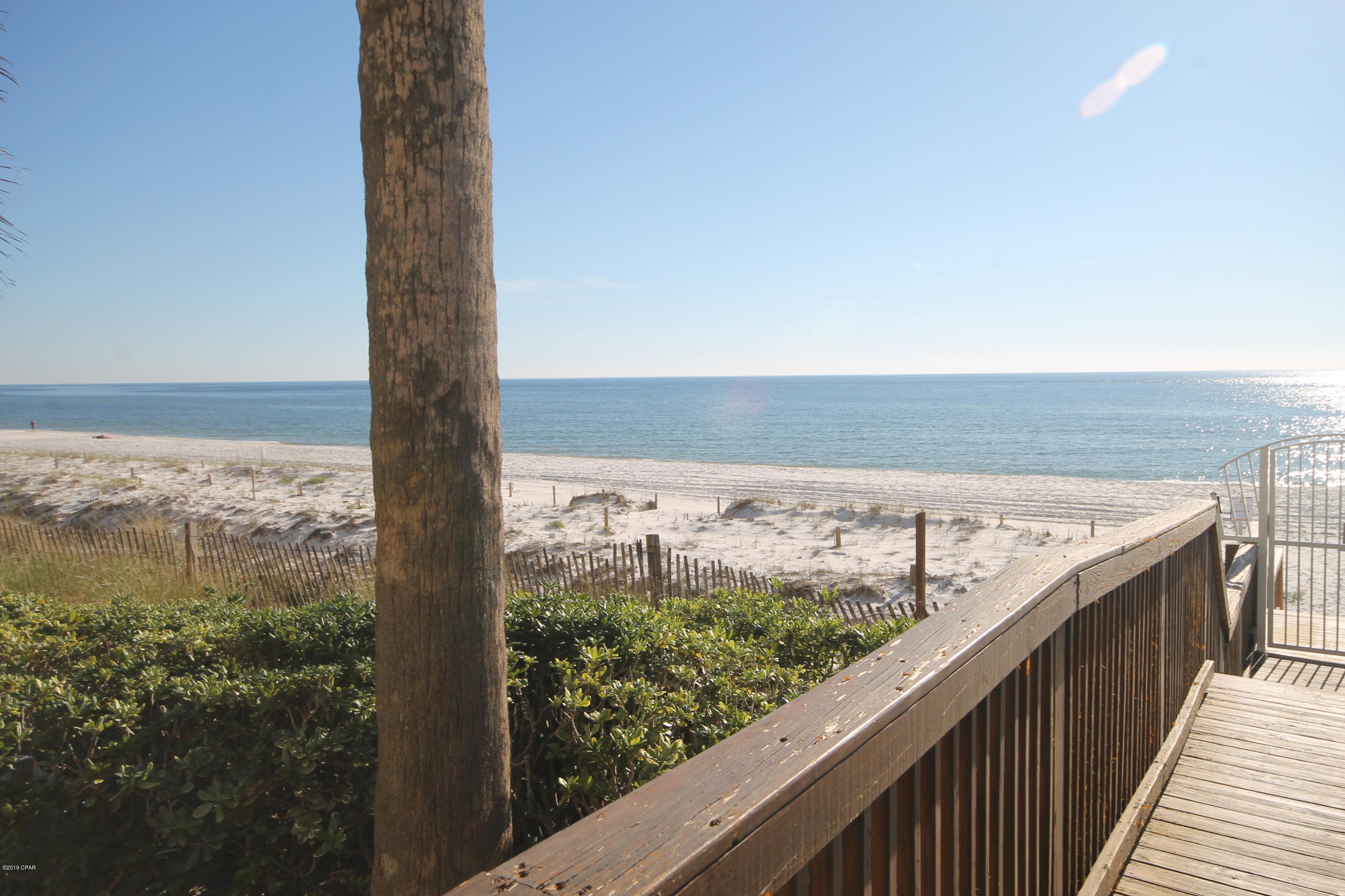 En Soleil Condo - Residential