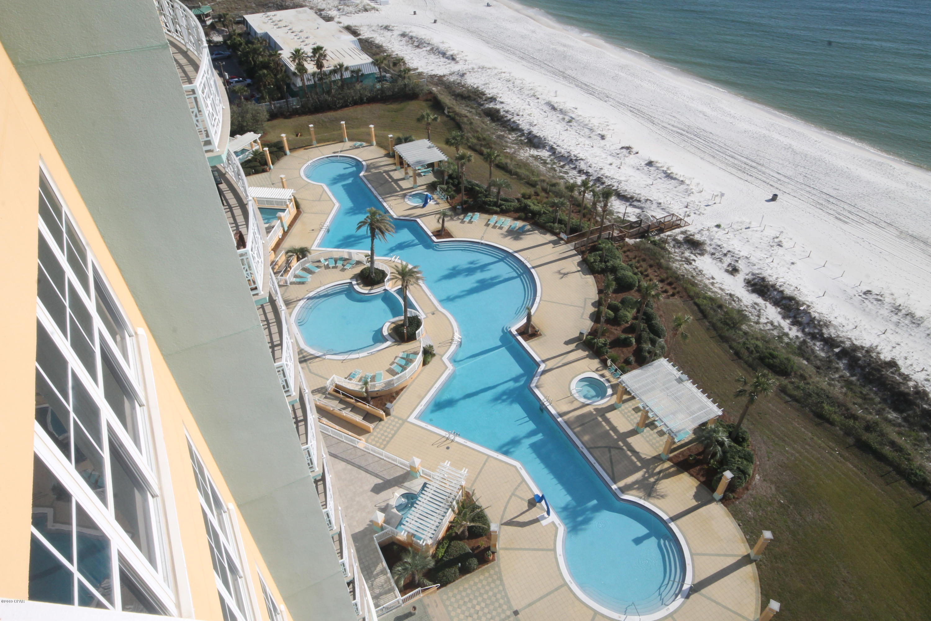 En Soleil Condo - Residential