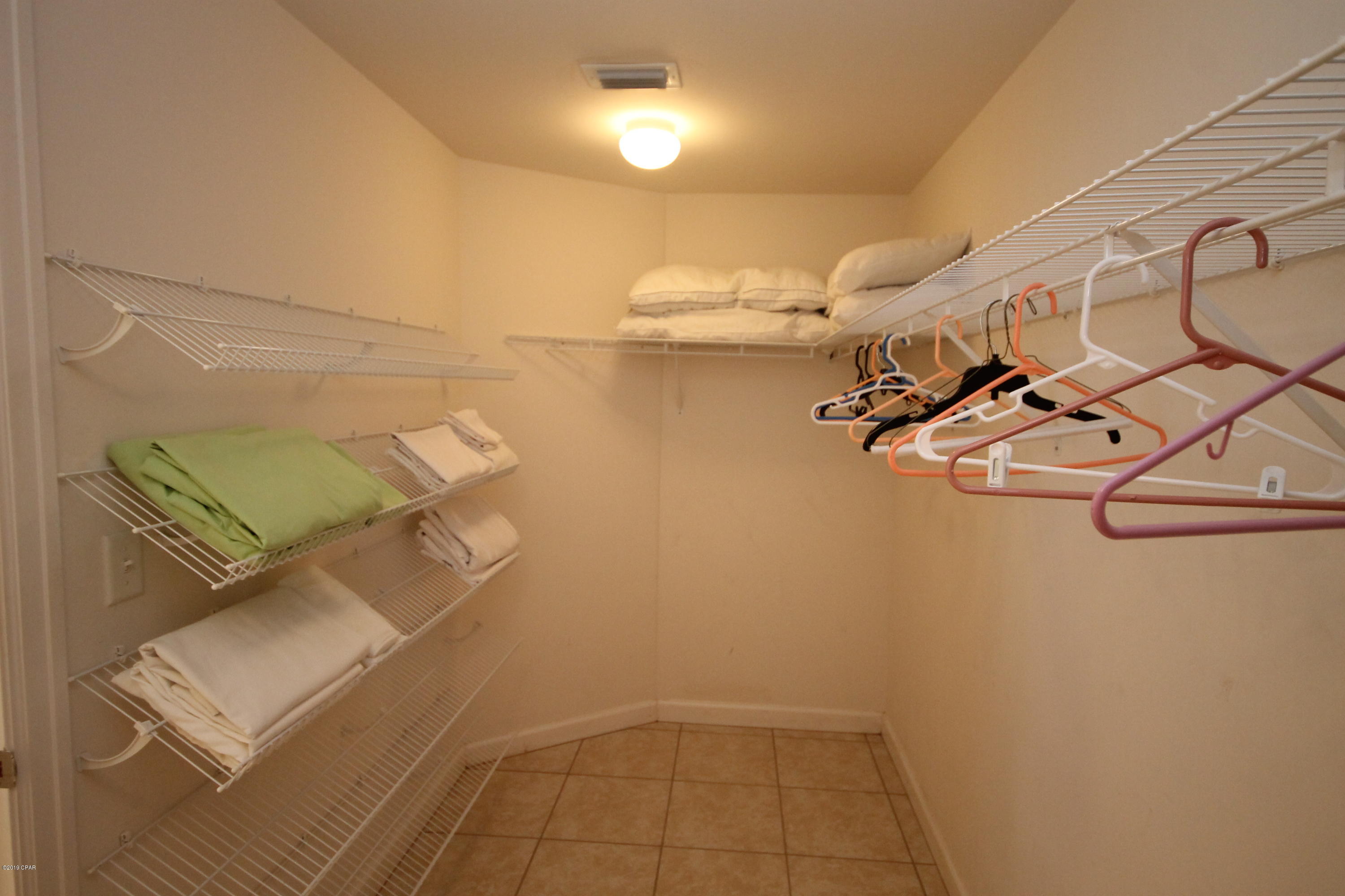 En Soleil Condo - Residential