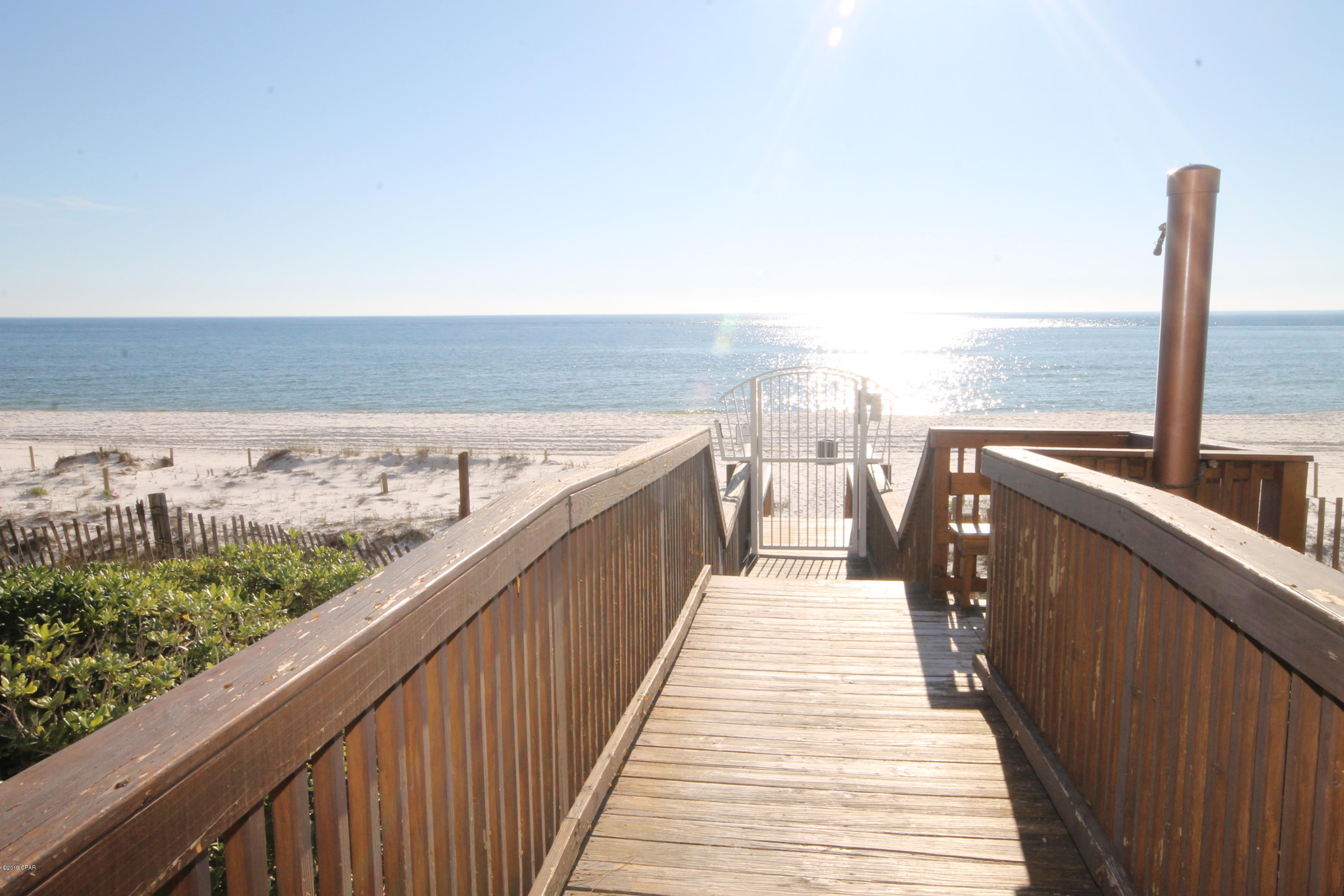 En Soleil Condo - Residential