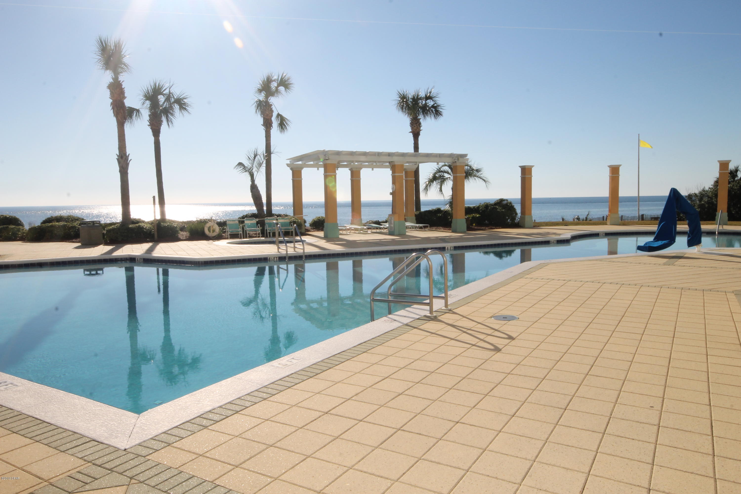 En Soleil Condo - Residential