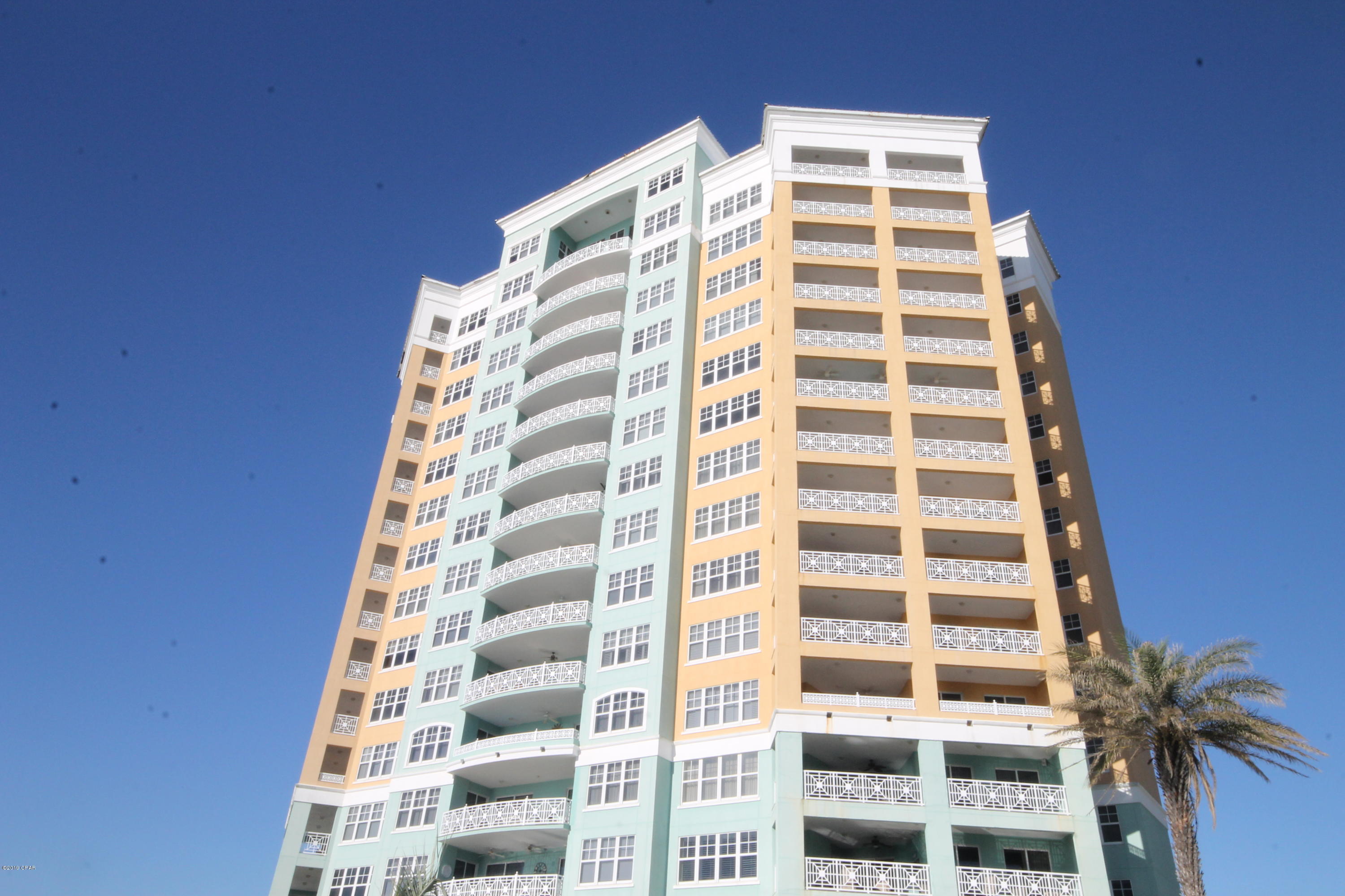 En Soleil Condo - Residential